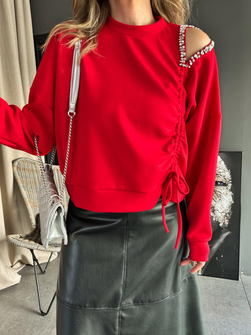 Kırmızı Taşlı Tasarım Sweatshirt