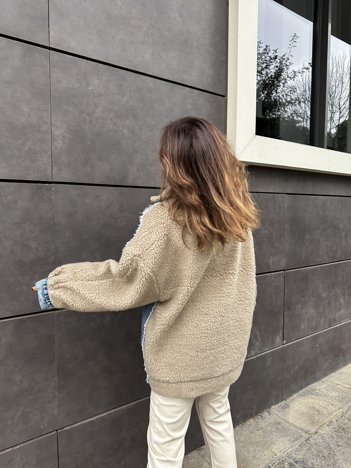 Kot Detaylı Peluş Mont