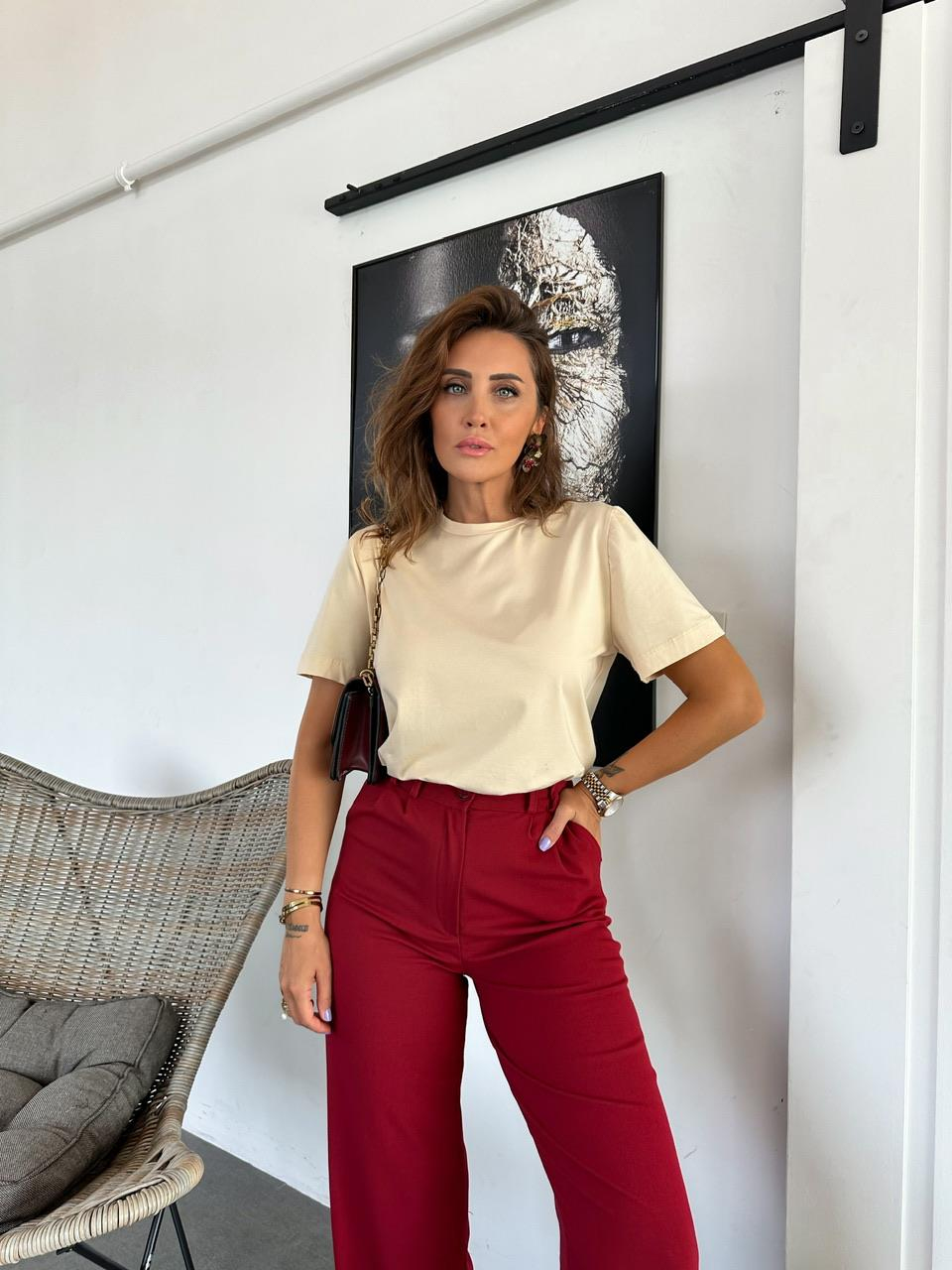 Krem Bisiklet Yaka Premium Tshirt