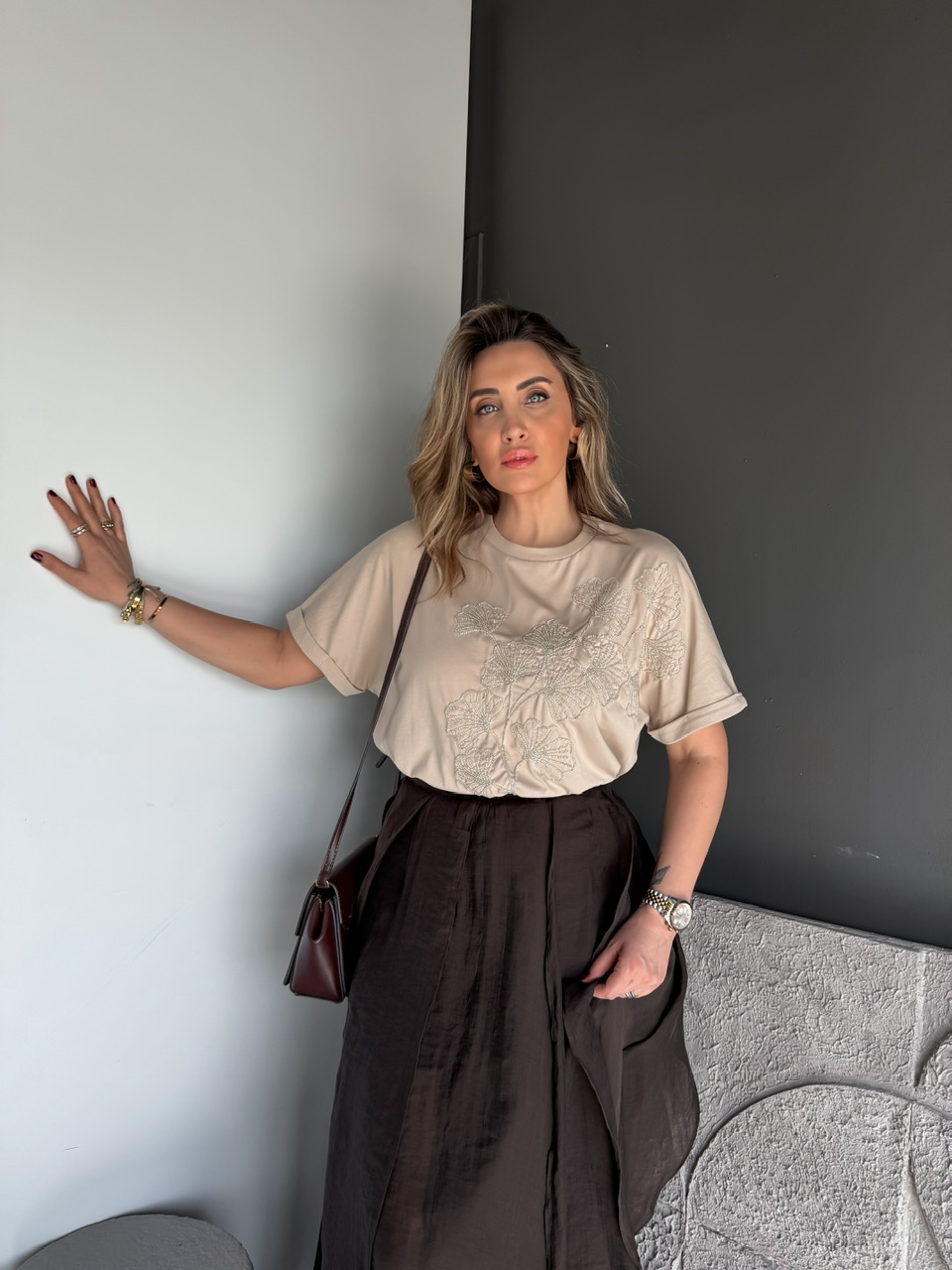 Krem Boncuk İşlemeli Cotton Tshirt