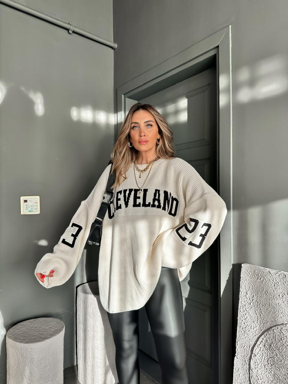 Krem Cleveland Salaş Kazak