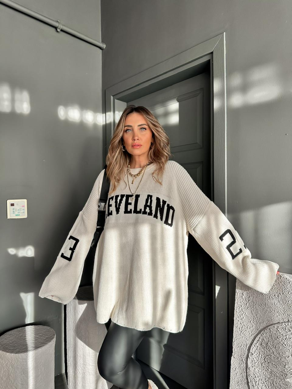 Krem Cleveland Salaş Kazak