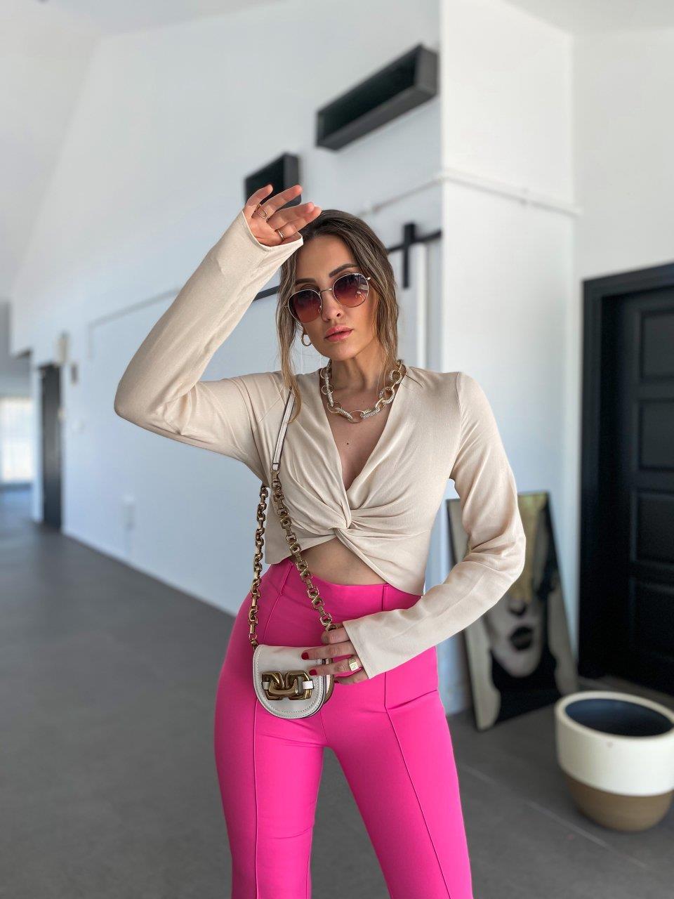 Krem Önden Düğümlü Crop Bluz