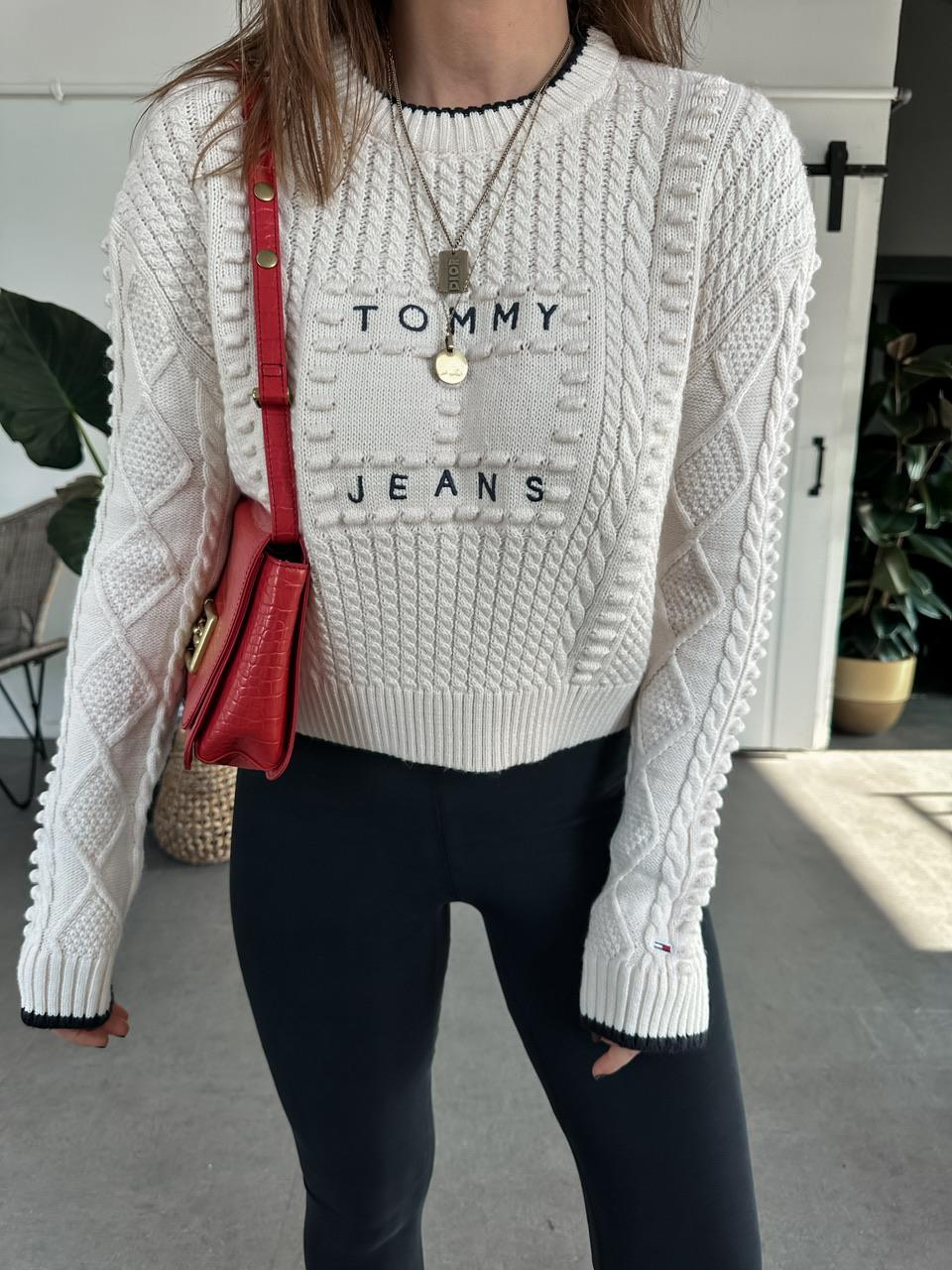 Krem Saç Örgülü Tommy Kazak