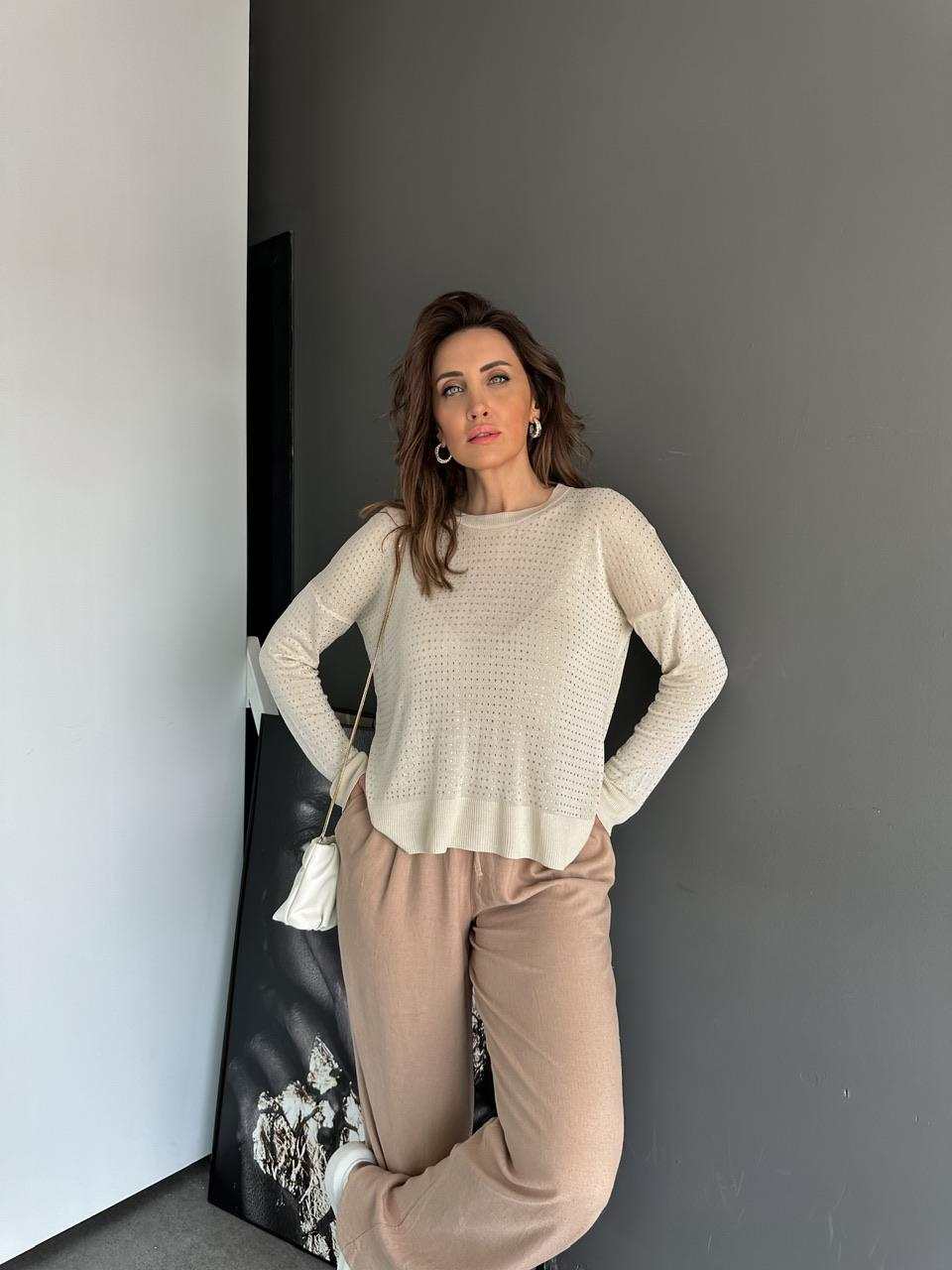 Krem Serpme Taşlı İnci Triko 