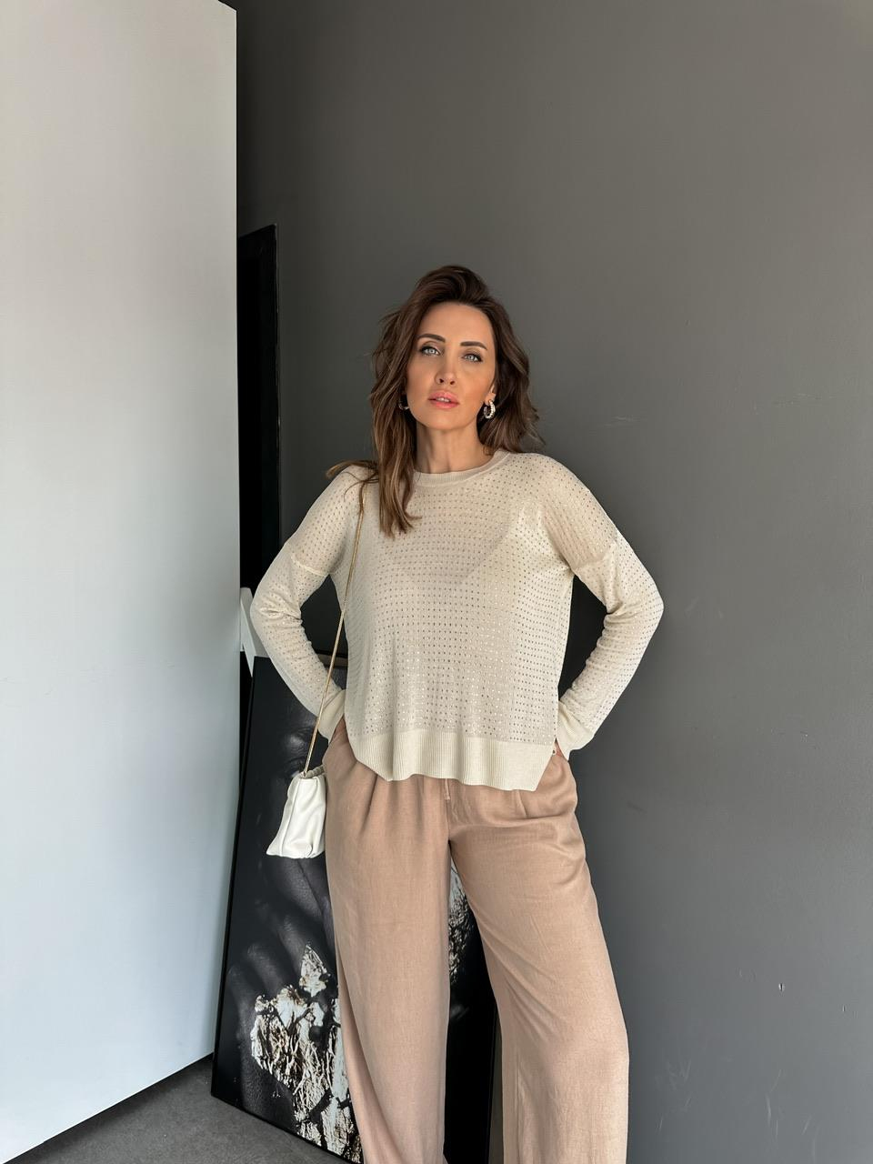 Krem Serpme Taşlı İnci Triko 