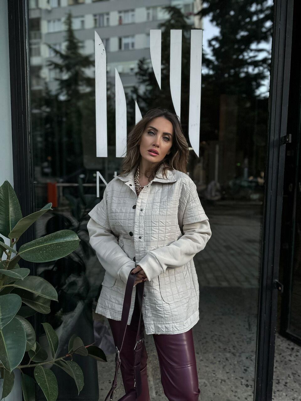 Krem Sweat Detaylı Çıtçıtlı Ceket