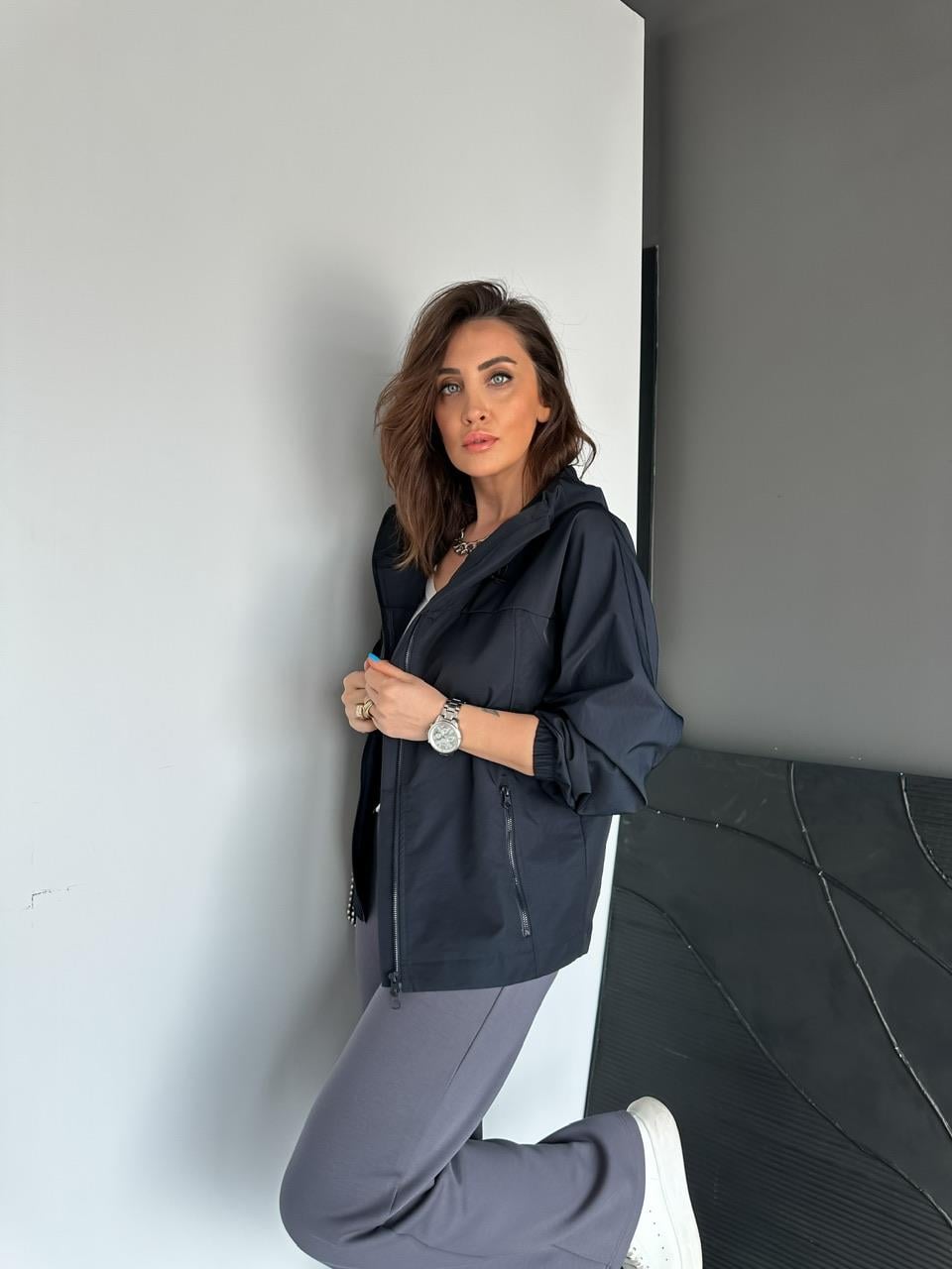 Lacivert Beli Büzülebilir Kapşonlu Yağmurluk