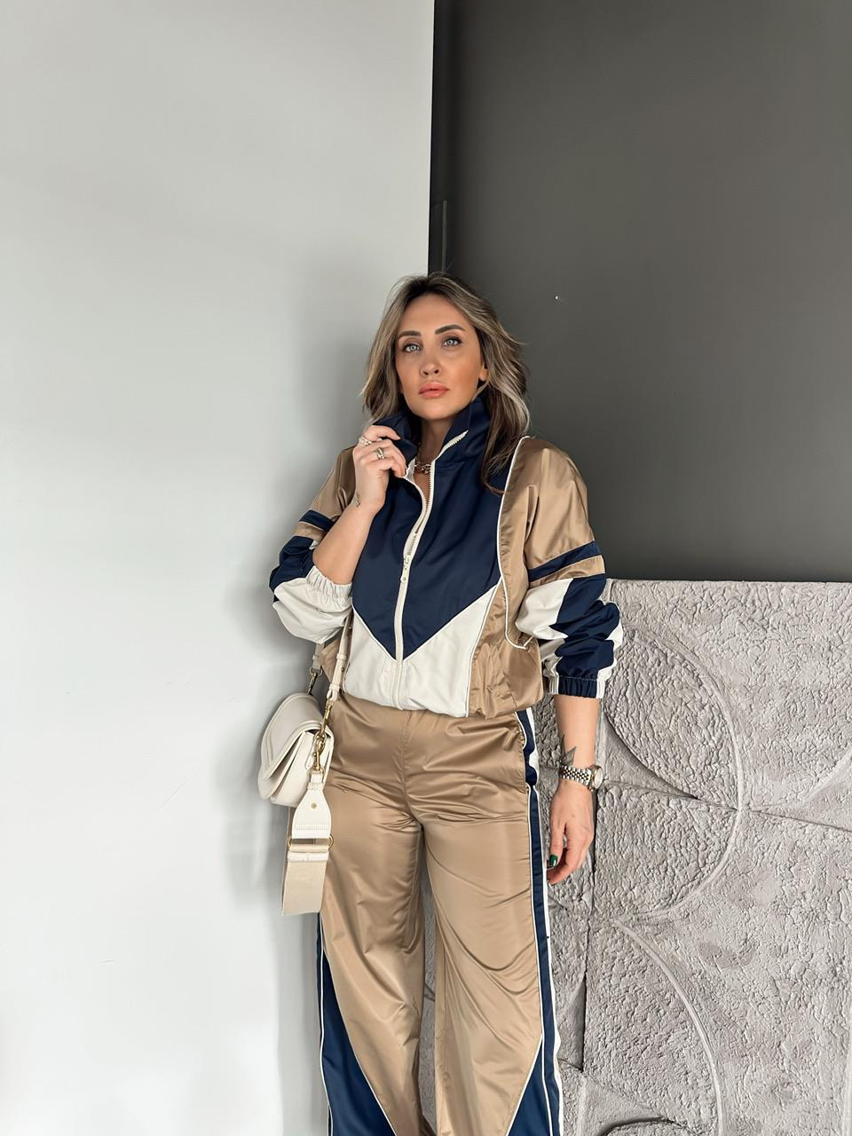 Lacivert Camel Parçalı Tasarım Takım