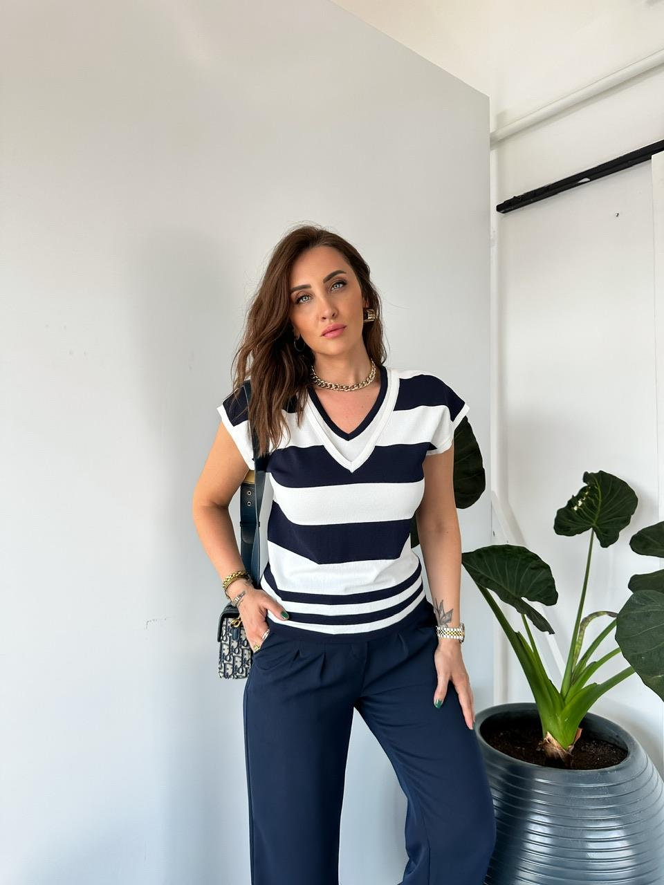 Lacivert Çizgili Çift Yakalı Triko