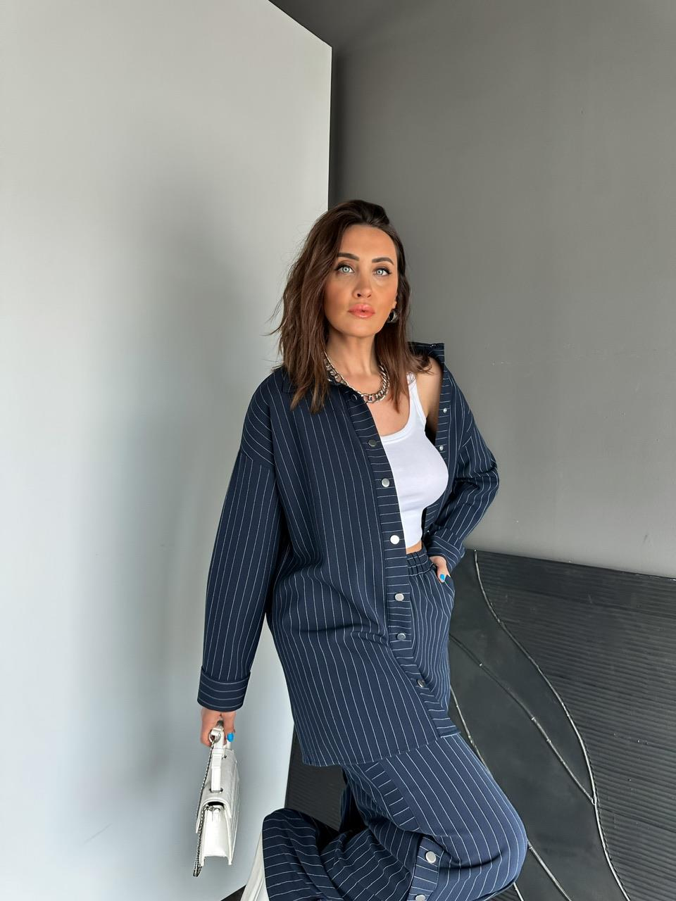 Lacivert Çizgili Pantolonu Çıtçıtlı Takım