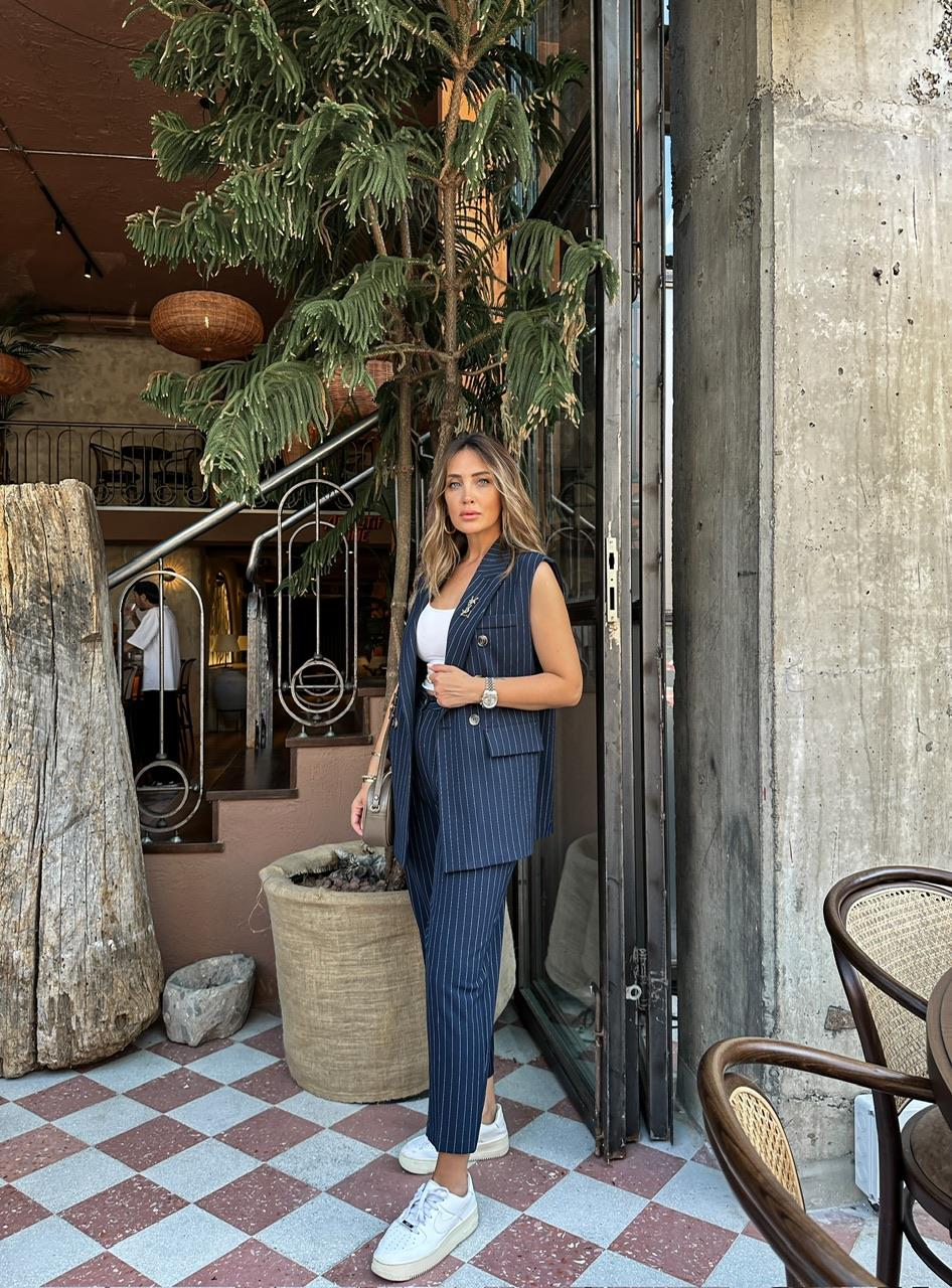 Lacivert Çizgili Yelekli Casual Takım