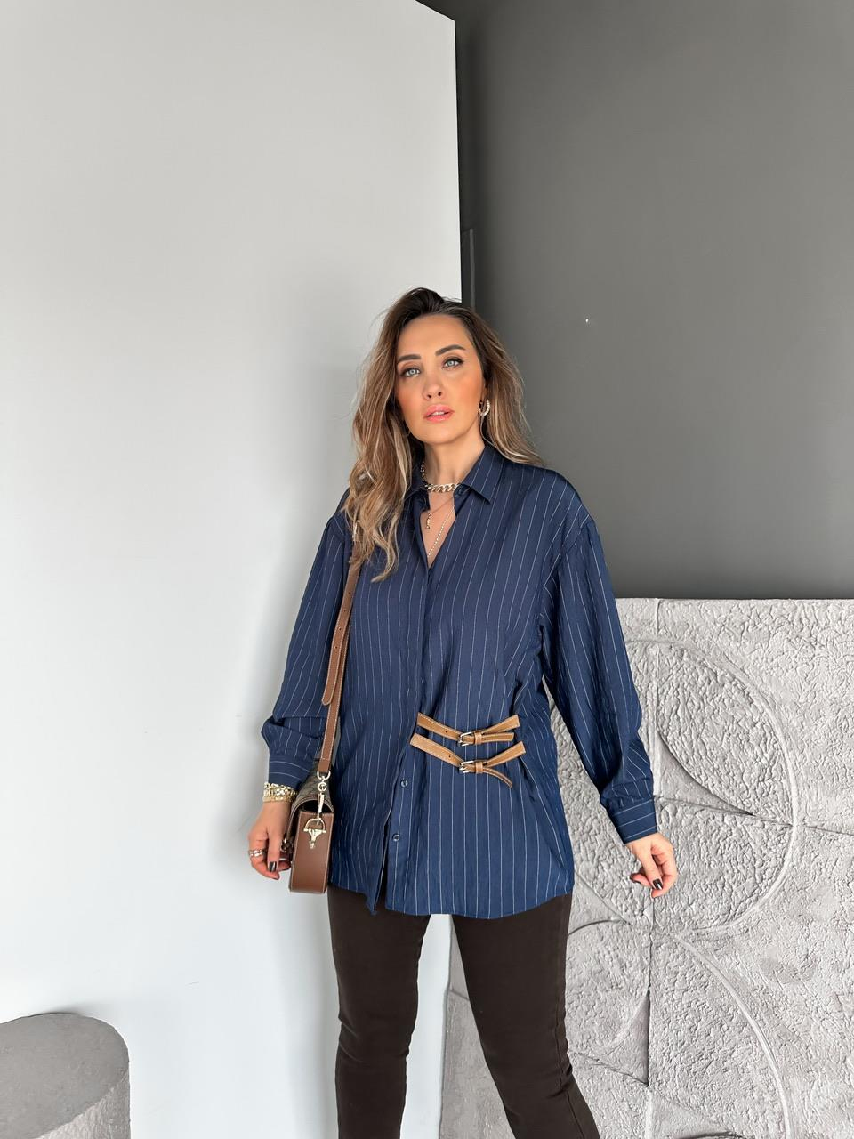 Lacivert Deri Kemerli Çizgili Gömlek