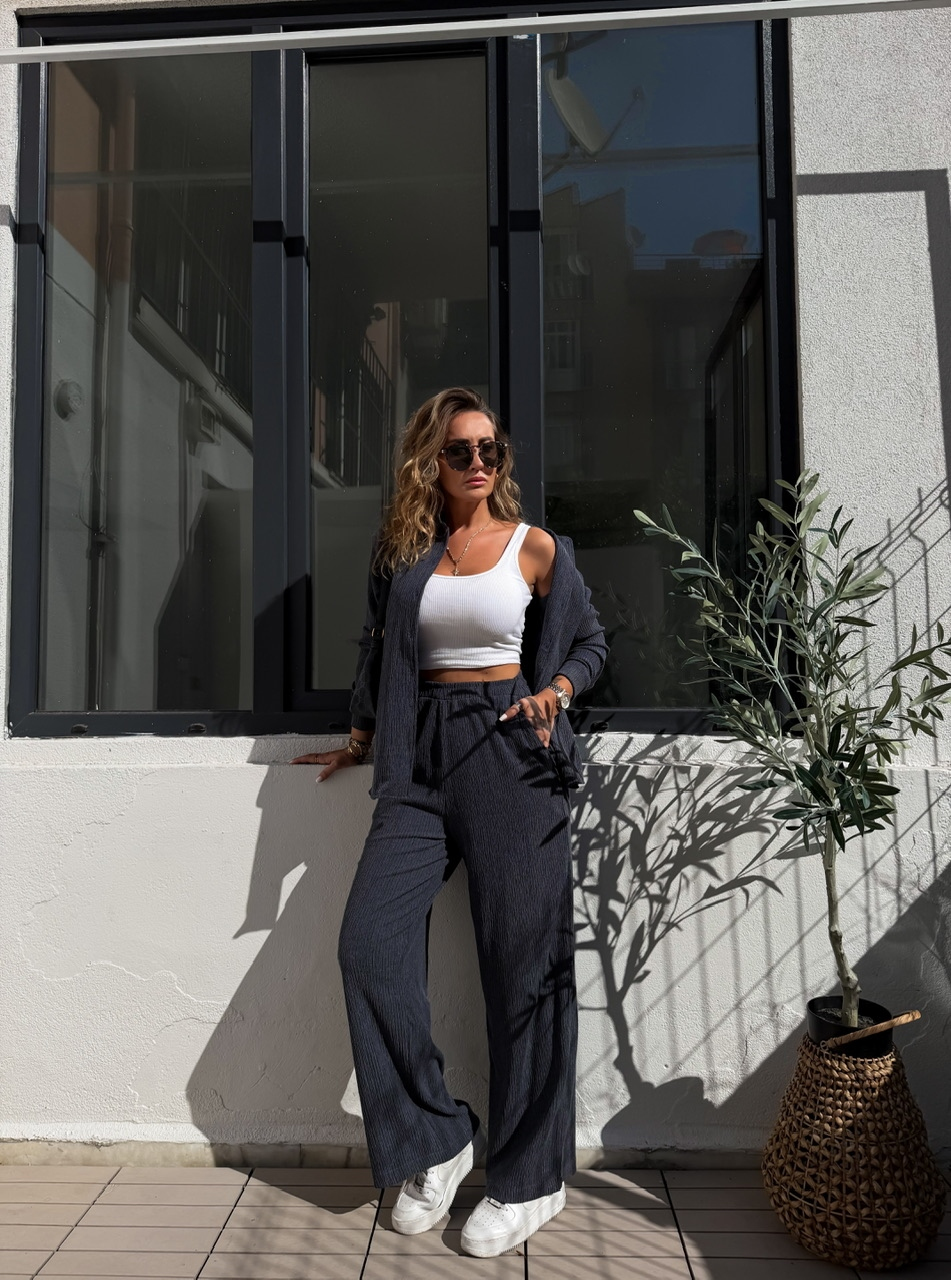 Lacivert Dokulu Likralı Casual Takım