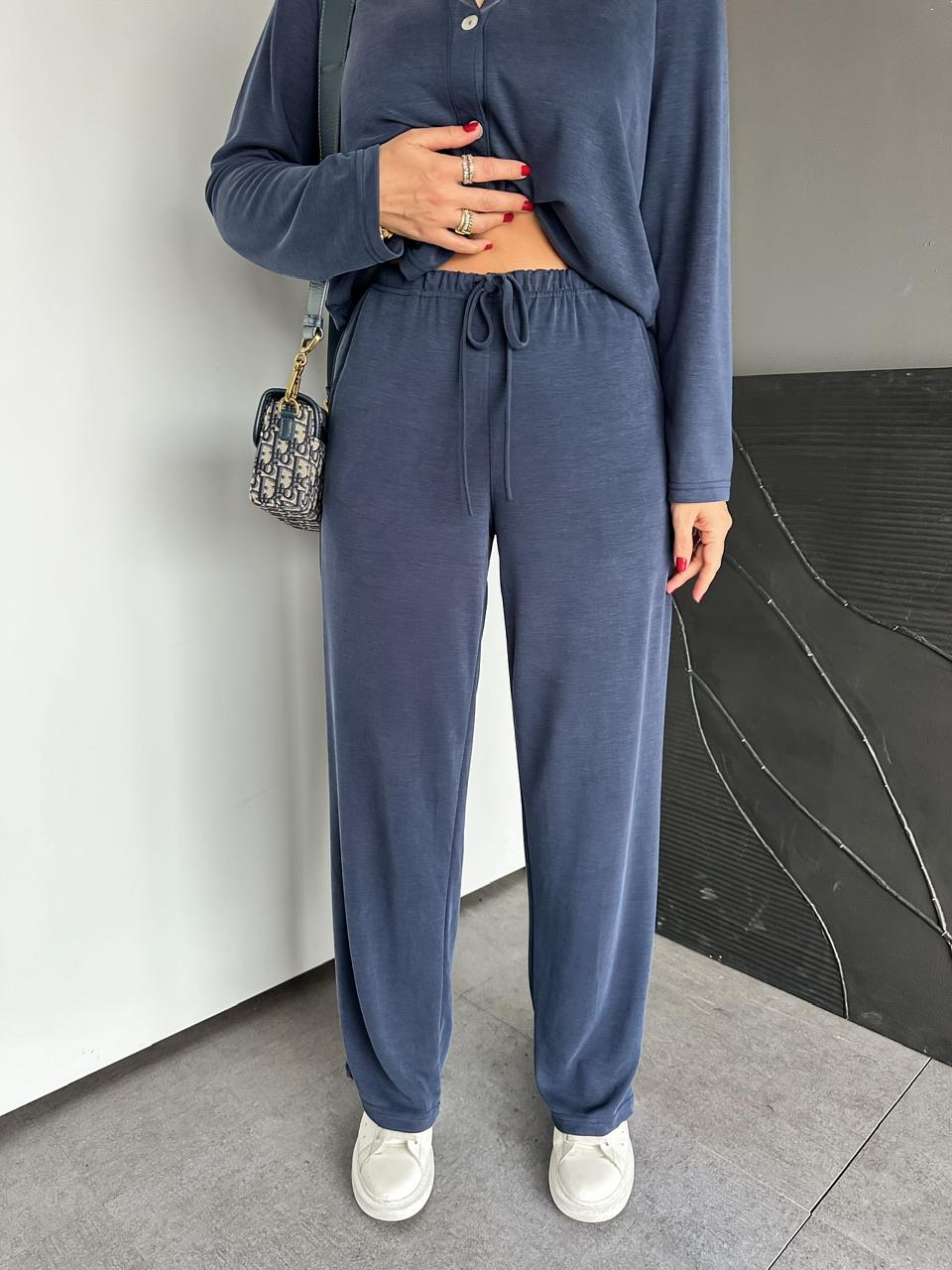Lacivert Düğmeli Marka Model Soft Takım