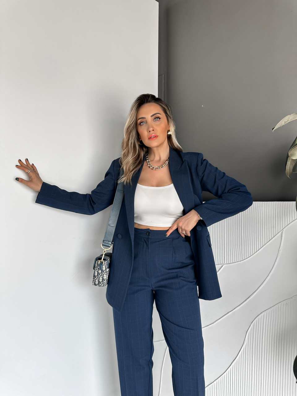 Lacivert Ekose Kaplama Düğmeli Şık Takım