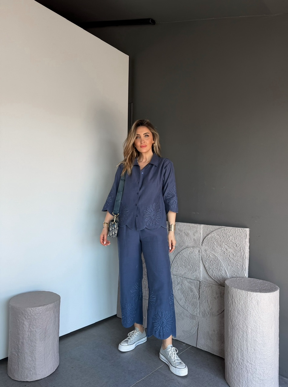 Lacivert Eteği Nakışlı Premium Keten Takım