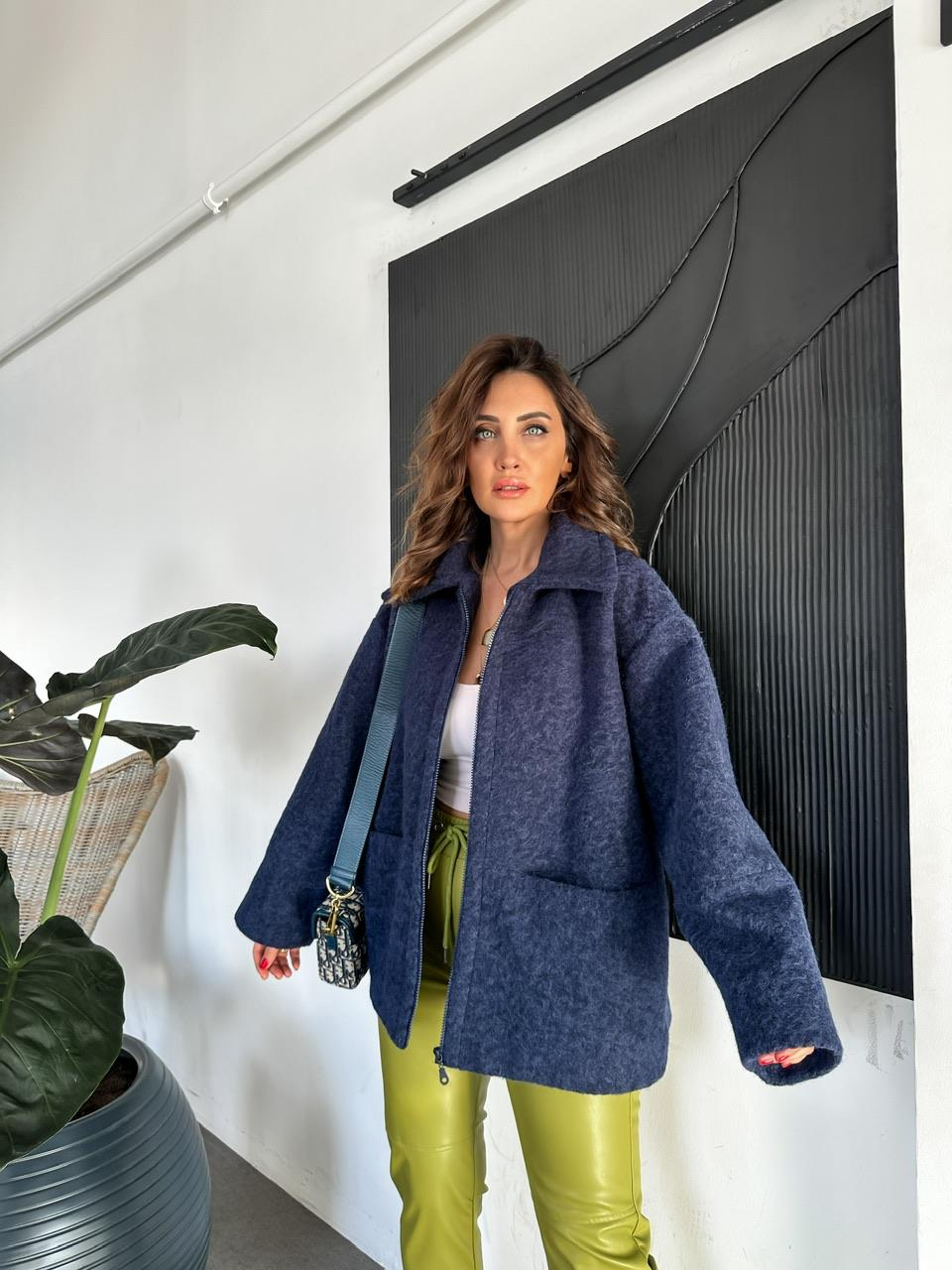 Lacivert Fermuarlı Şık Kaban