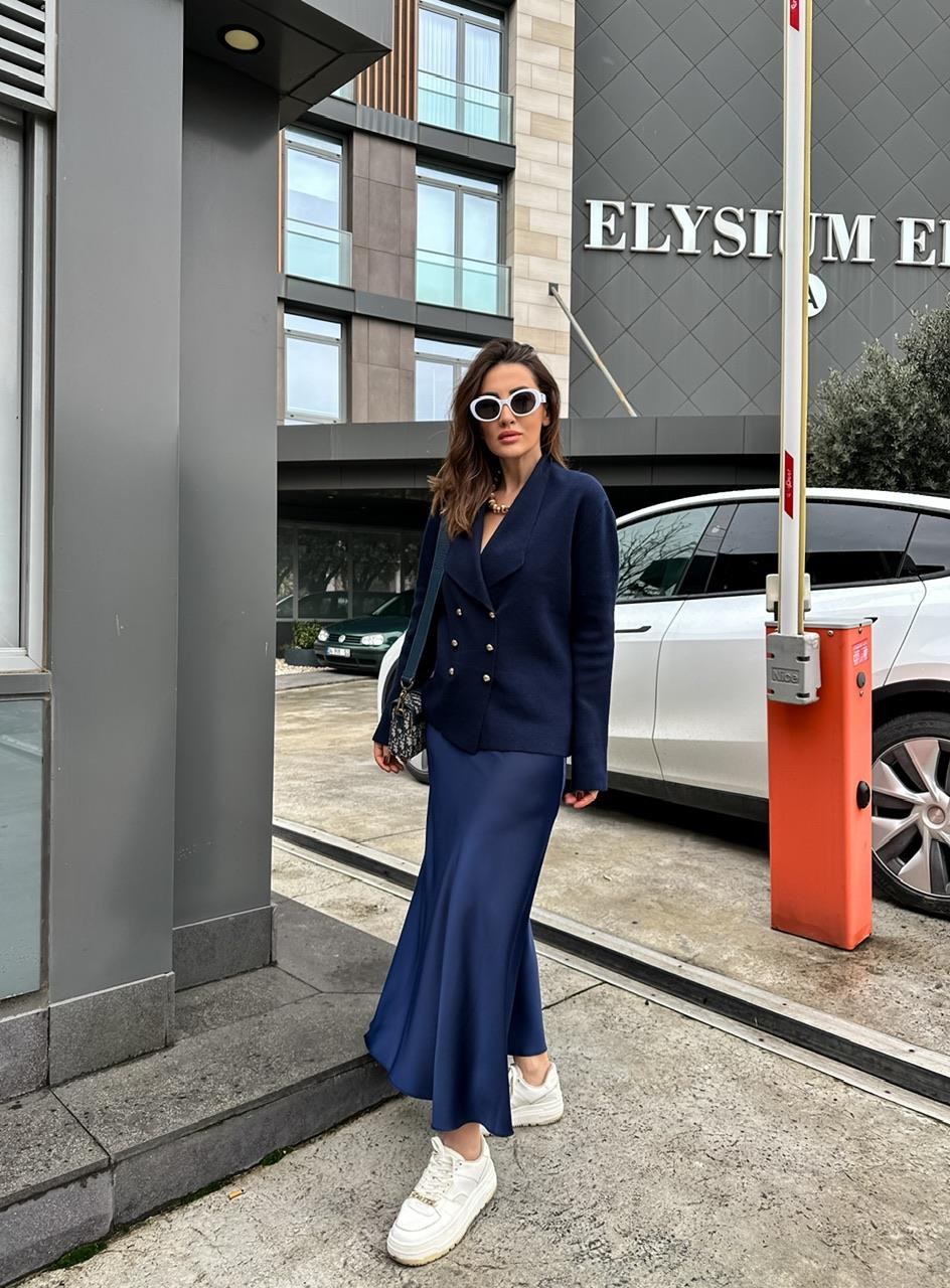 Lacivert Gold Düğmeli Şık Hırka