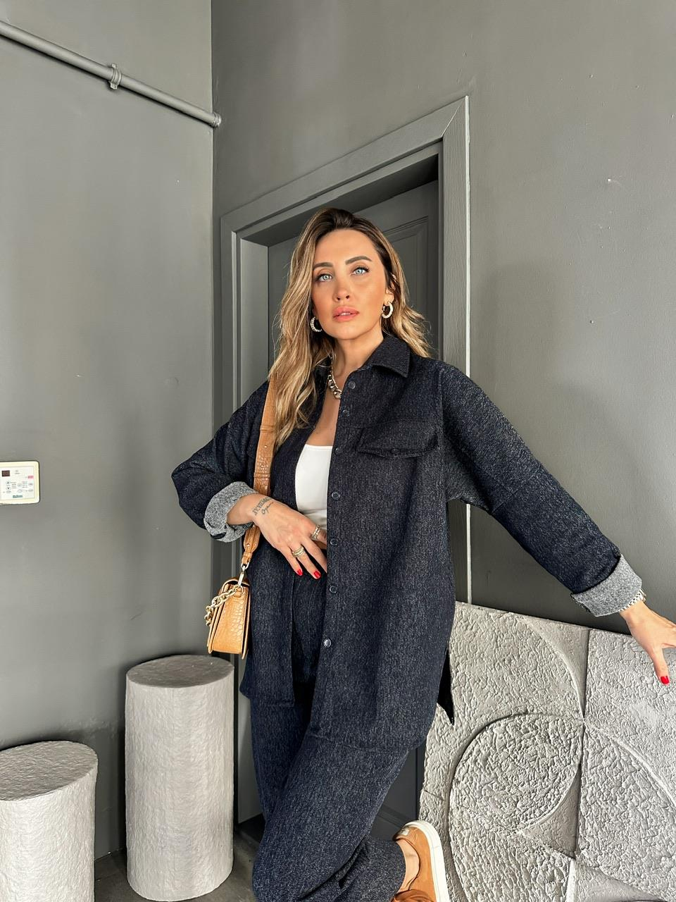 Lacivert Kapak Cepli Kot Takım
