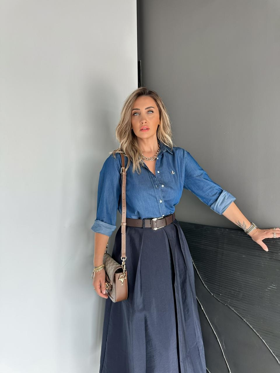 Lacivert Kuş Nakışlı Kot Gömlek