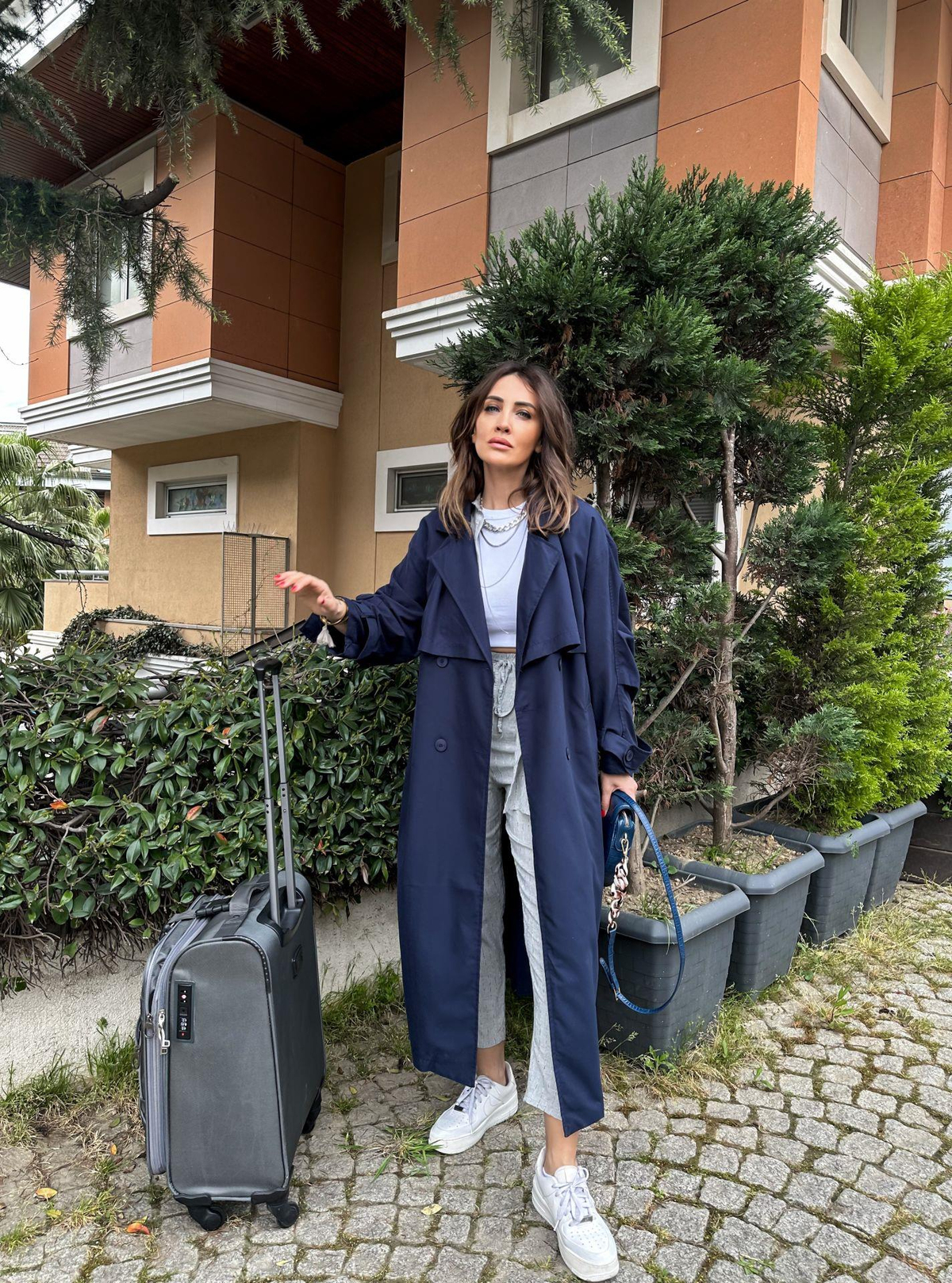 Lacivert Kuşaklı Oversize Trençkot