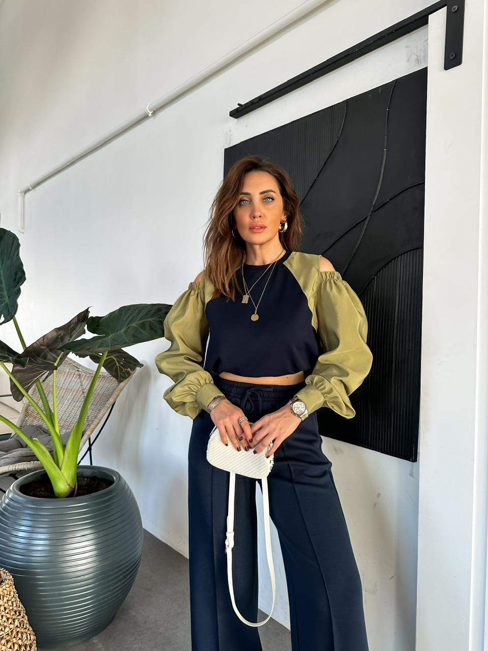 Lacivert Omuz Detaylı Paraşüt Kollu Sweatshirt