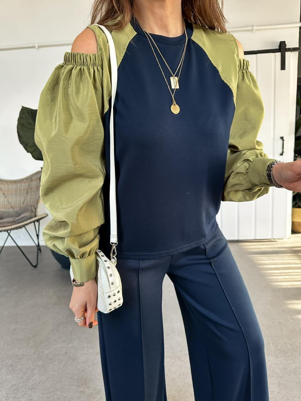 Lacivert Omuz Detaylı Paraşüt Kollu Sweatshirt