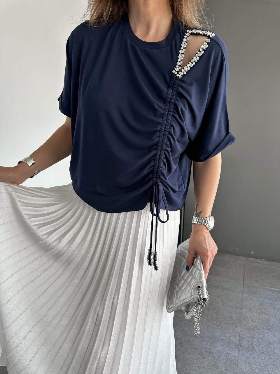 Lacivert Omzu Taşlı Büzgülü Tshirt