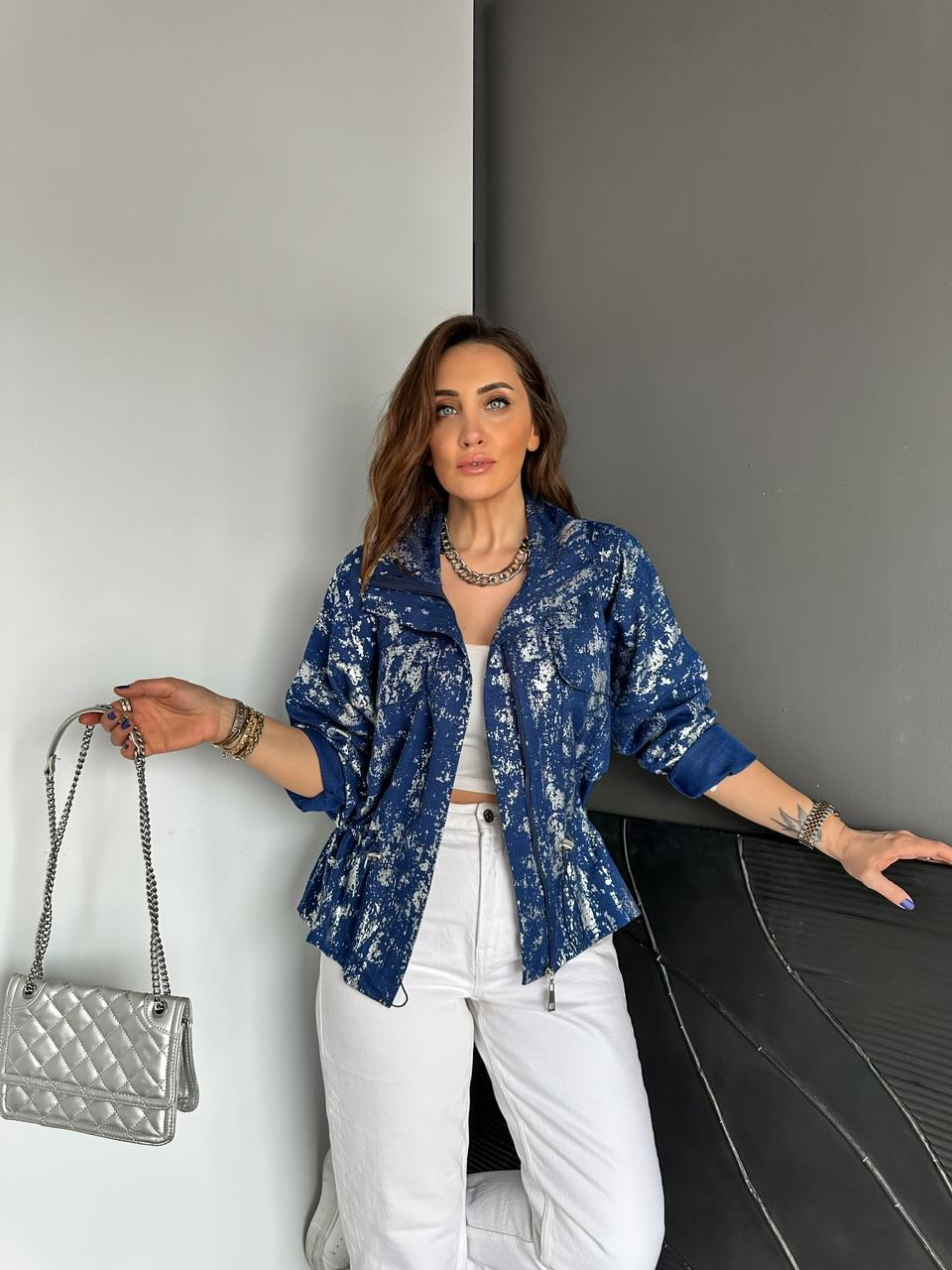 Lacivert Parlak Dokulu Büzgülü Ceket