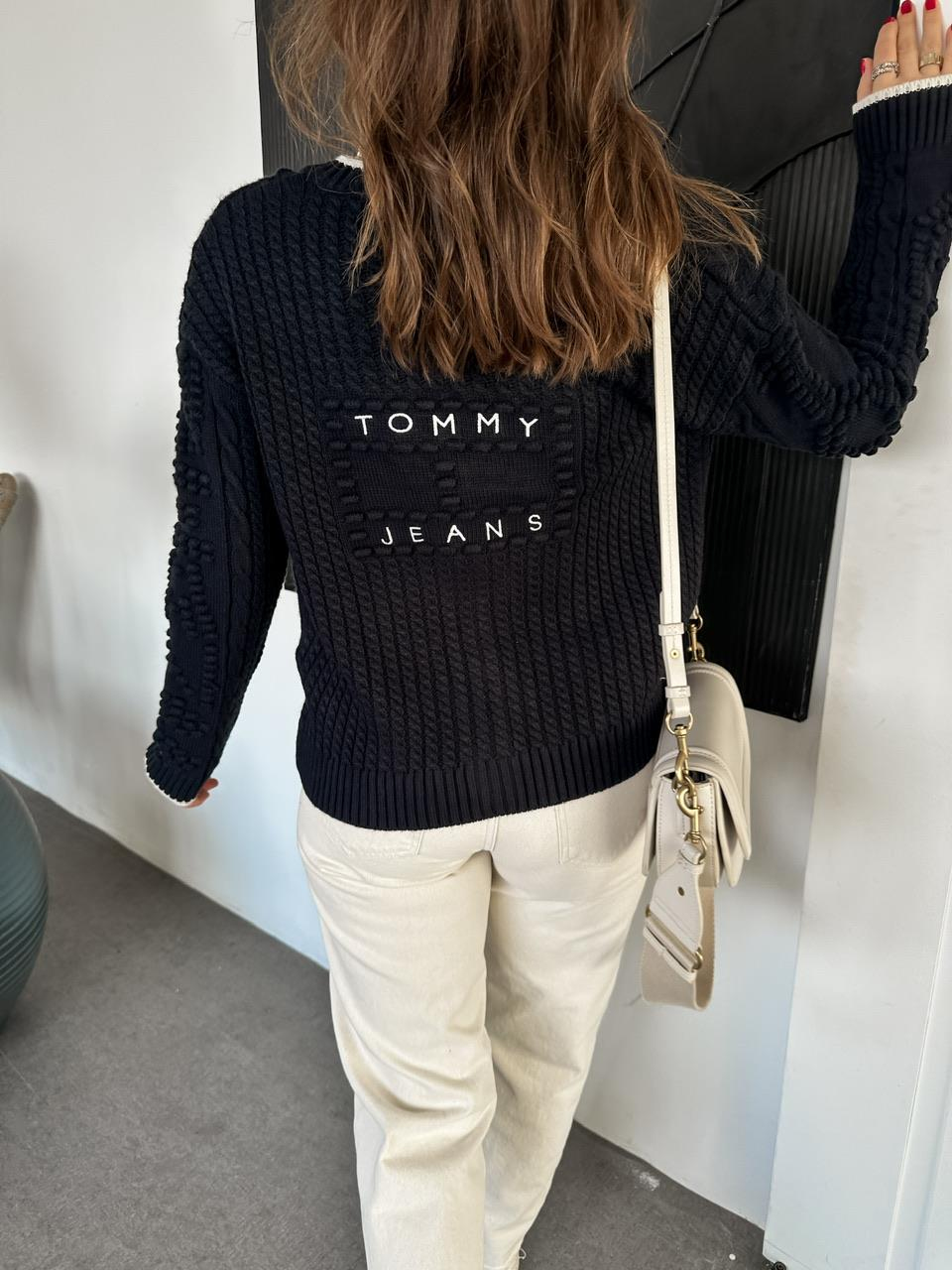 Lacivert Saç Örgülü Tommy Hırka