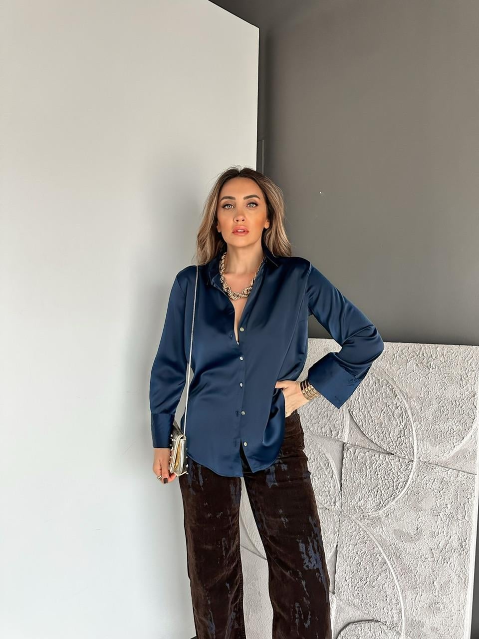 Lacivert Saten Sedef Düğmeli Tok Gömlek