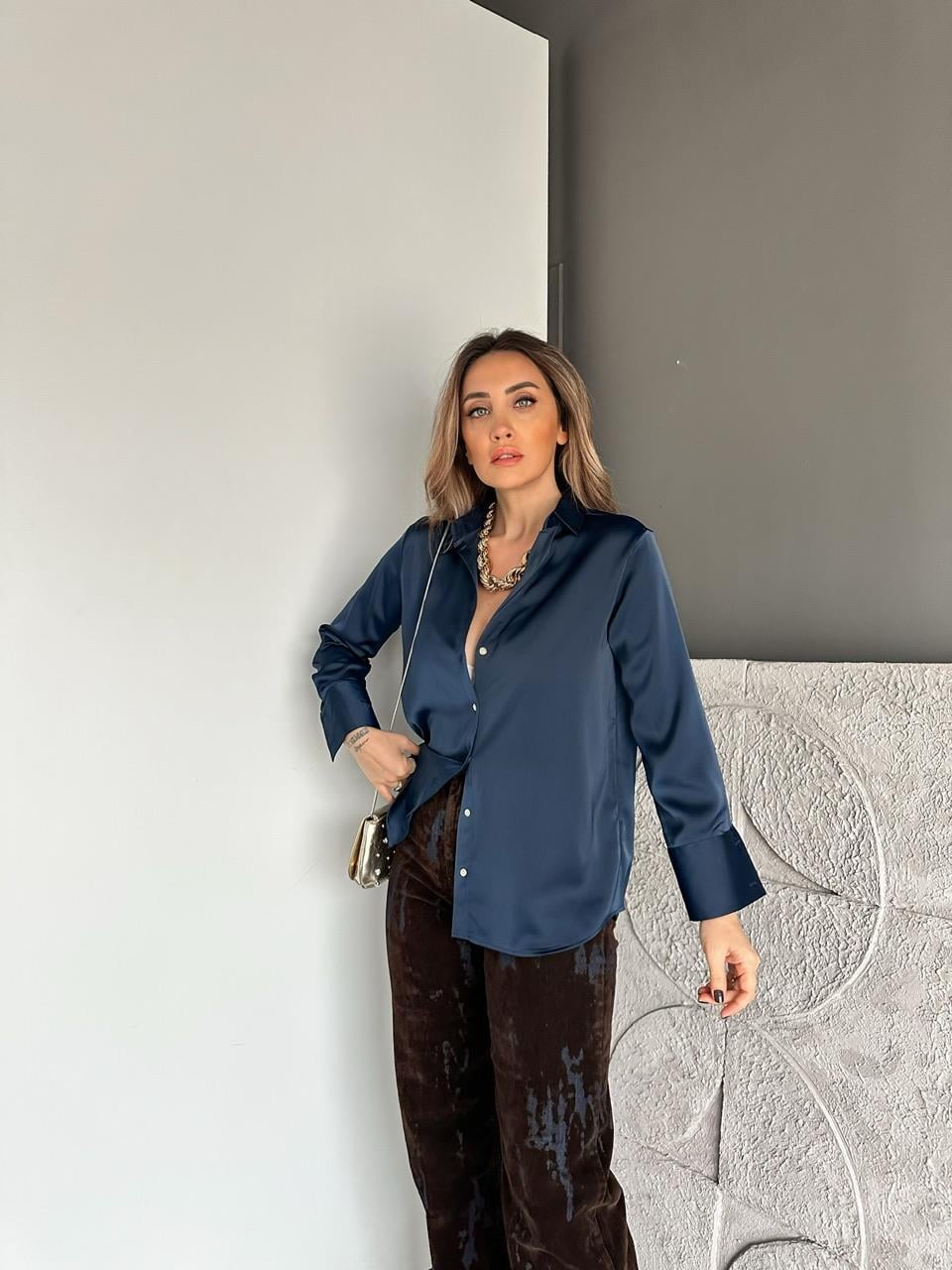 Lacivert Saten Sedef Düğmeli Tok Gömlek
