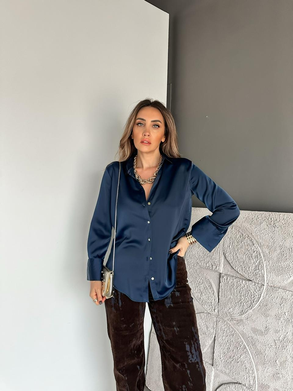Lacivert Saten Sedef Düğmeli Tok Gömlek