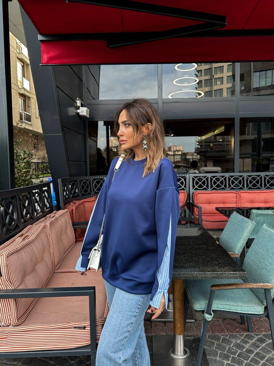 Lacivert Scuba Tasarım Kollu Sweatshirt