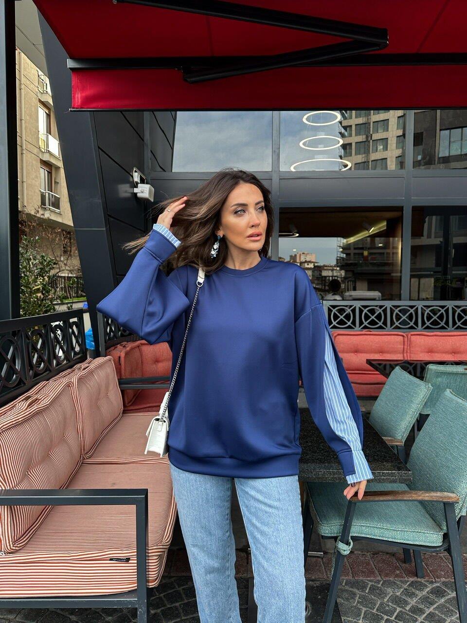 Lacivert Scuba Tasarım Kollu Sweatshirt