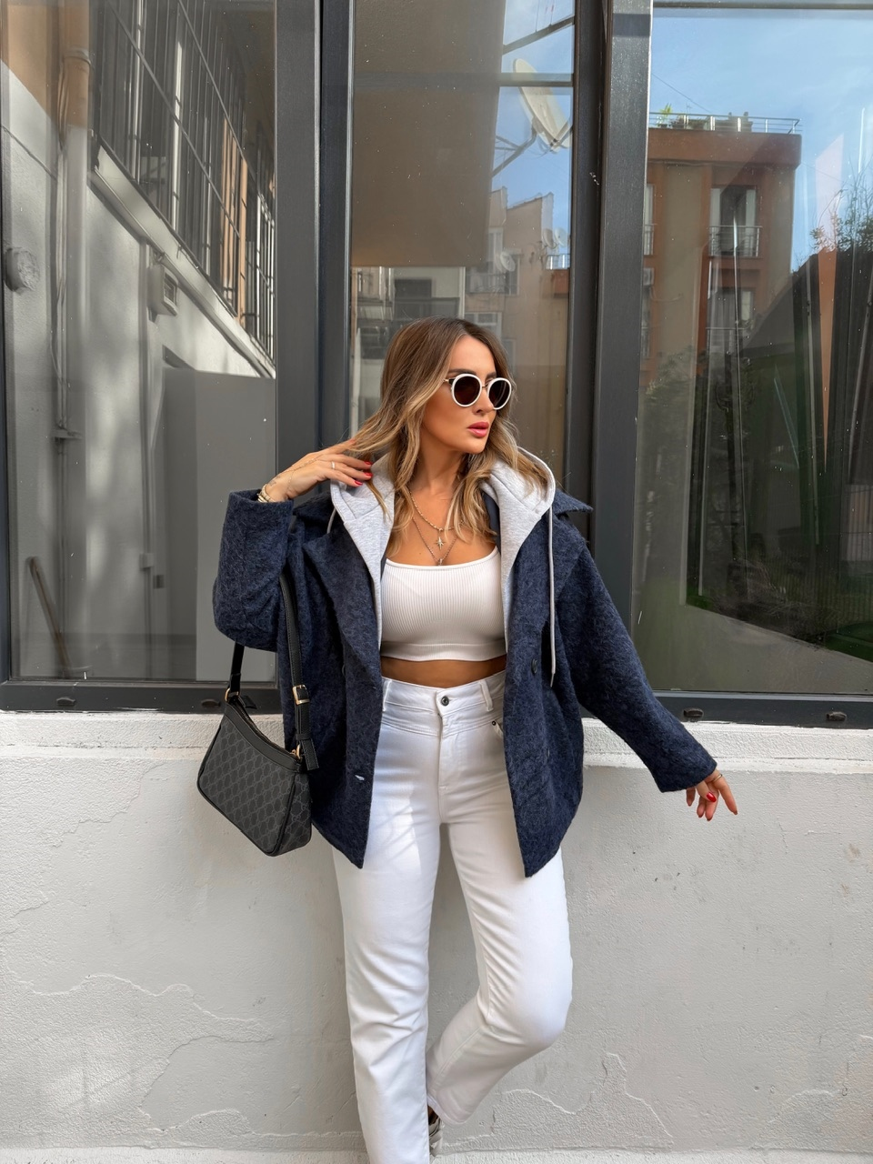 Lacivert Sweat Detaylı Kapşonlu Kaban