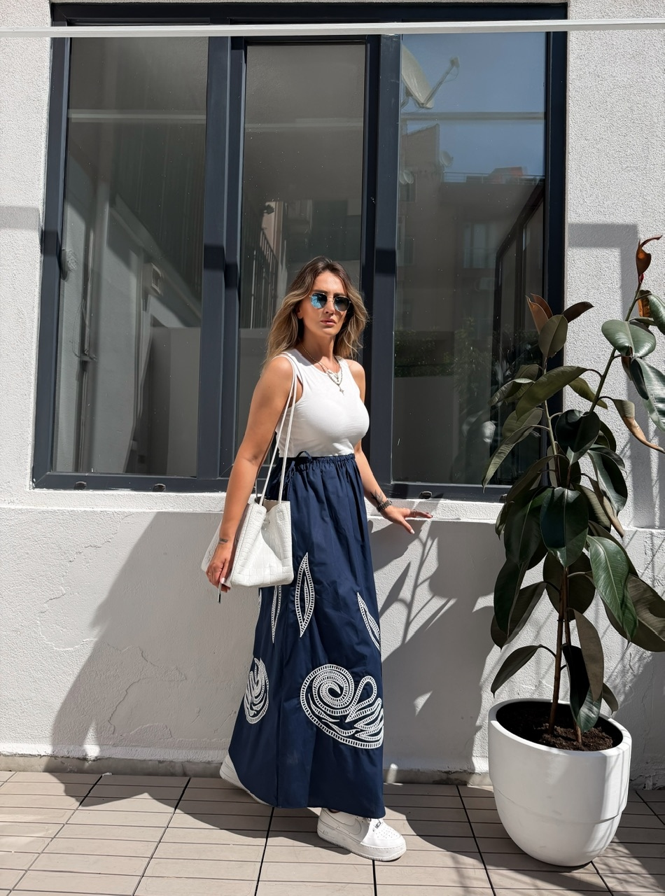 Lacivert Yaprak Nakışlı Beli İpli Elbise