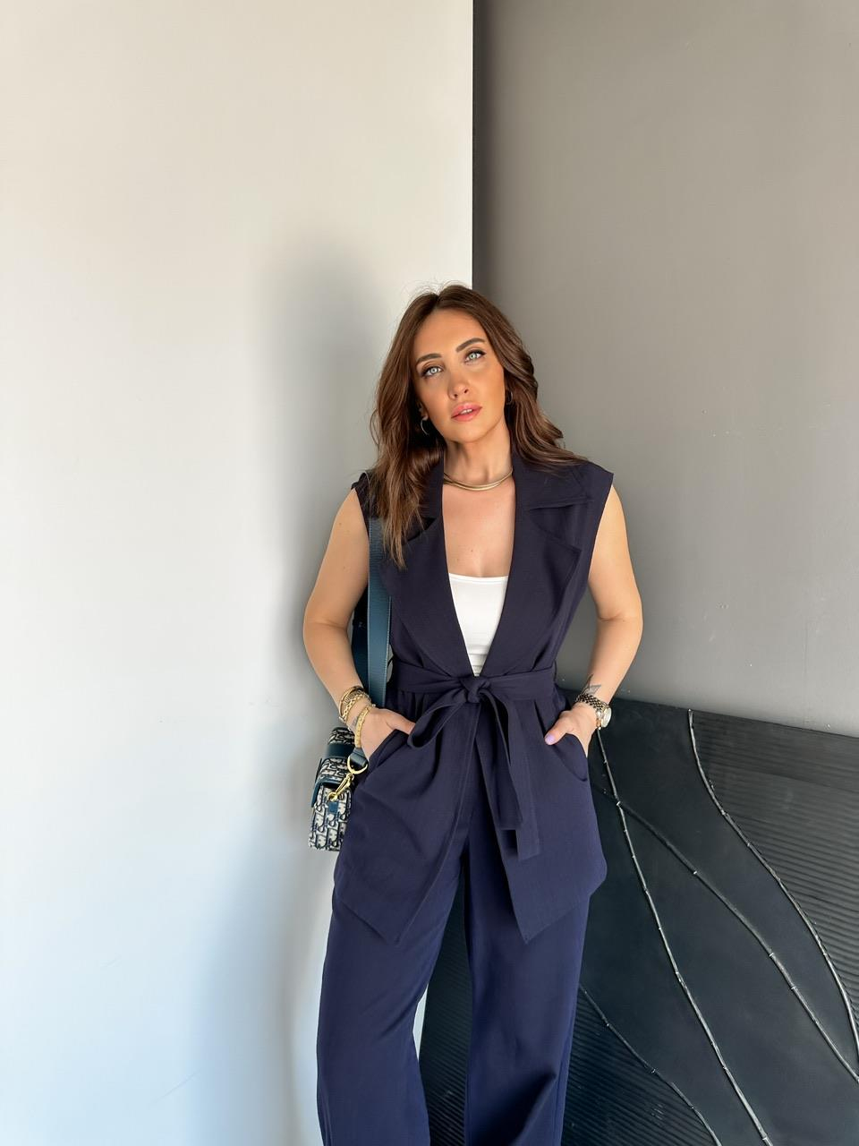 Lacivert Yeleği Kuşaklı Keten Takım