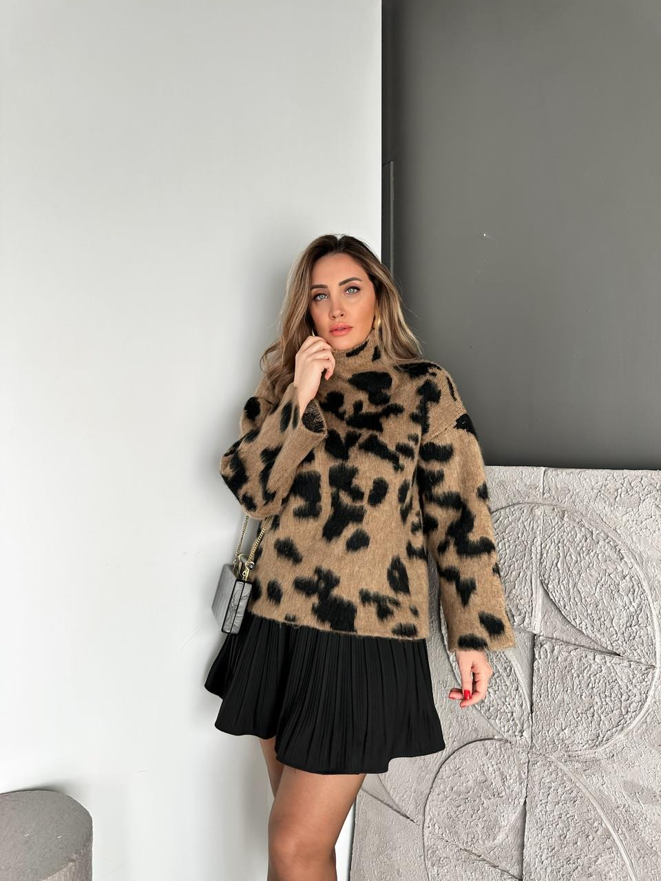 Leopar Balıkçı Yaka Dokulu Kazak