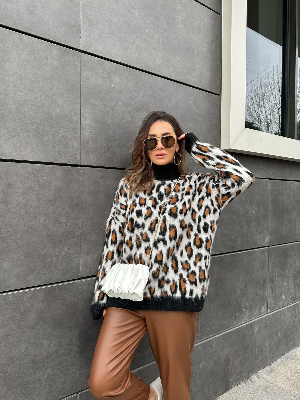Leopar Boğazlı Dokulu Kazak
