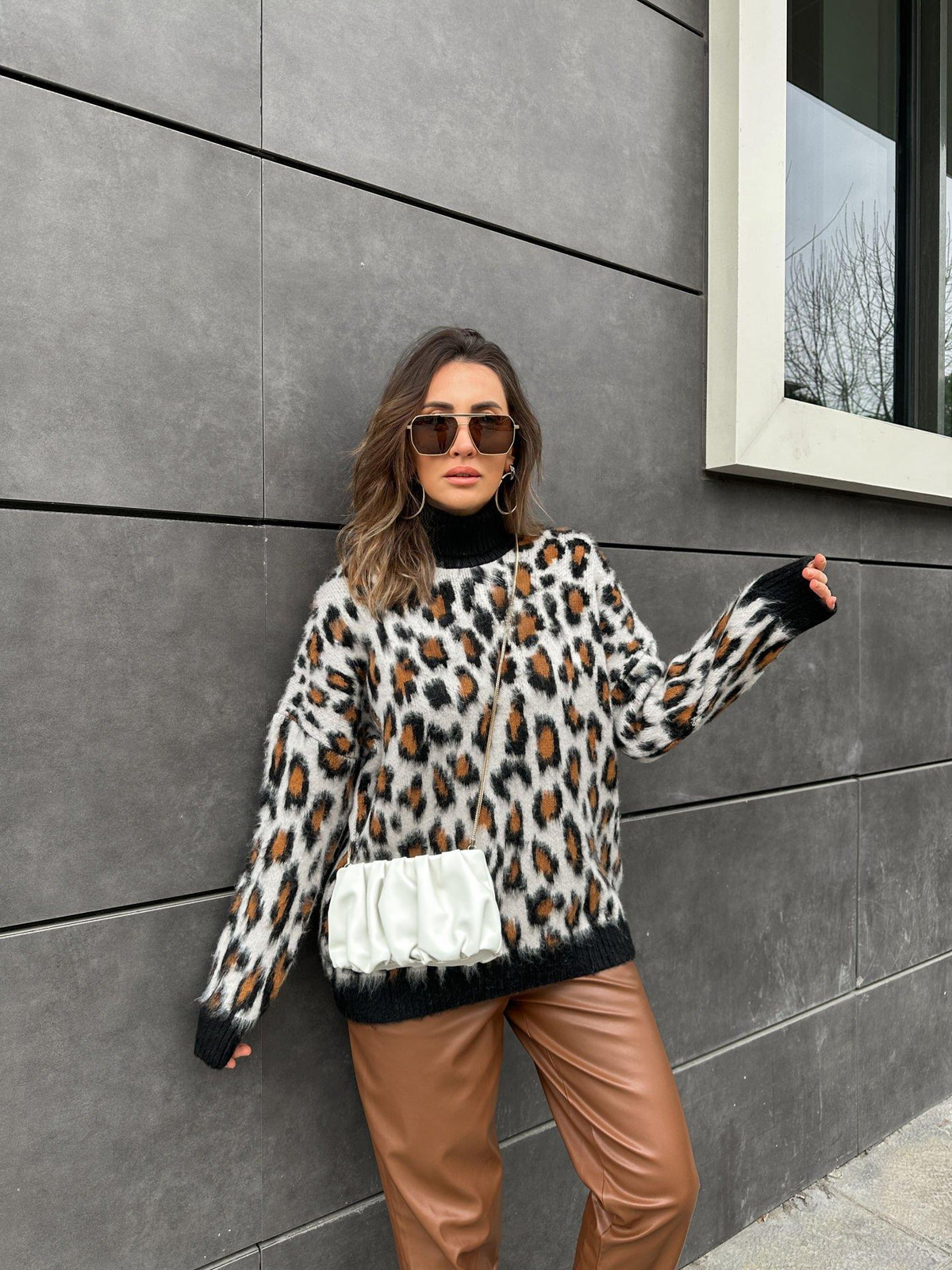 Leopar Boğazlı Dokulu Kazak