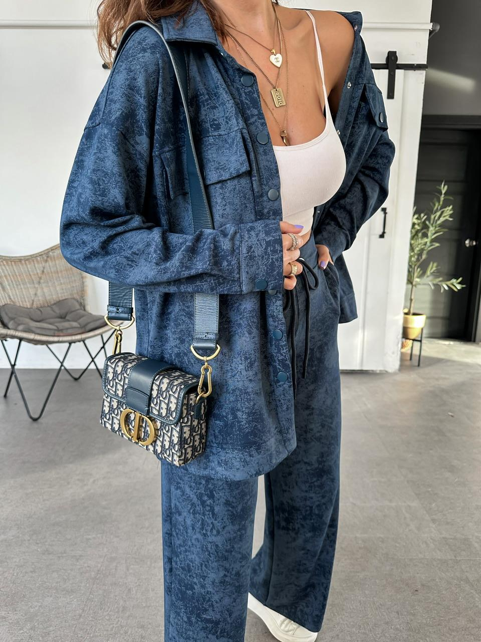 Mavi Batik Desen Gömlekli Takım