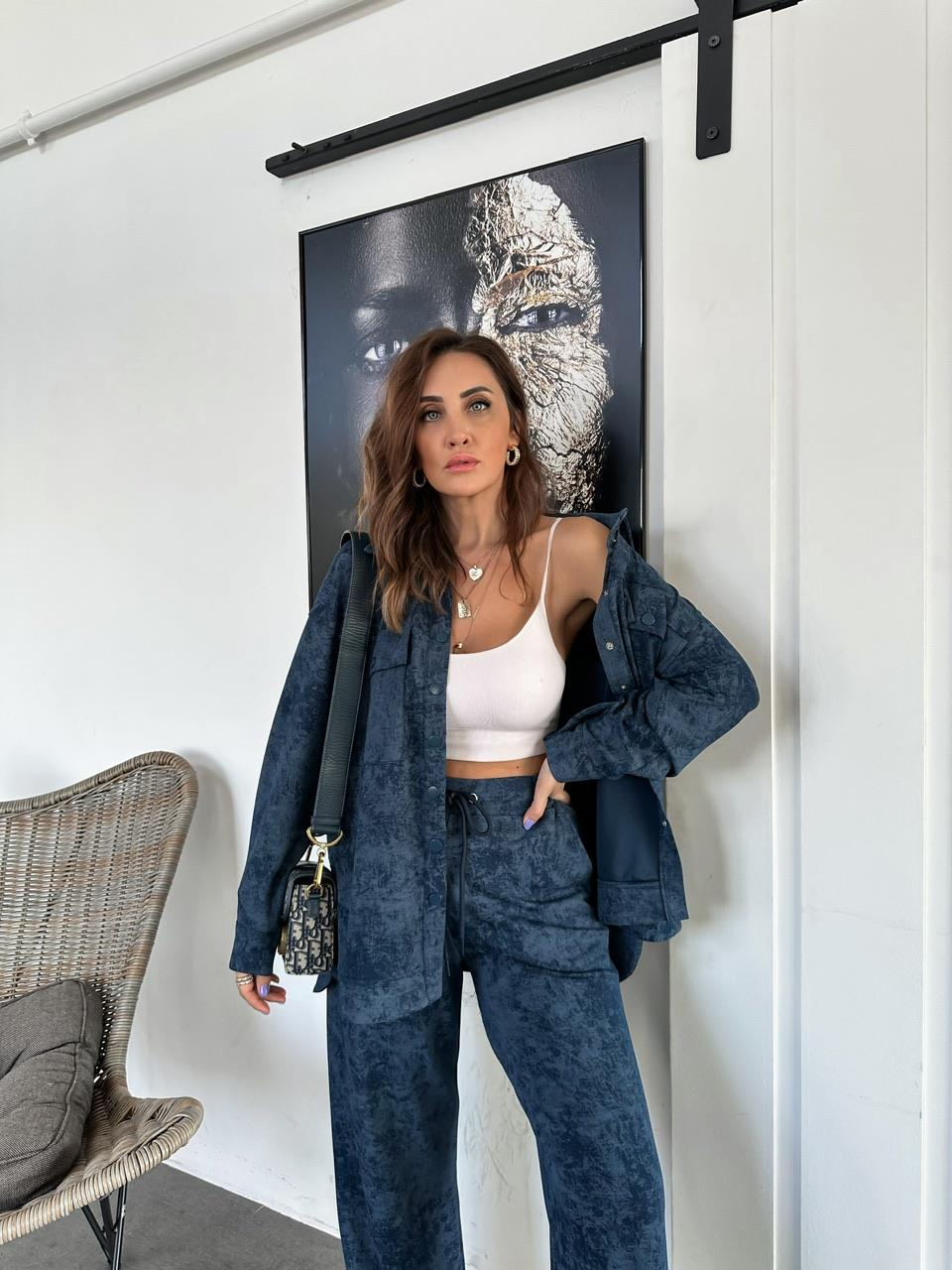 Mavi Batik Desen Gömlekli Takım