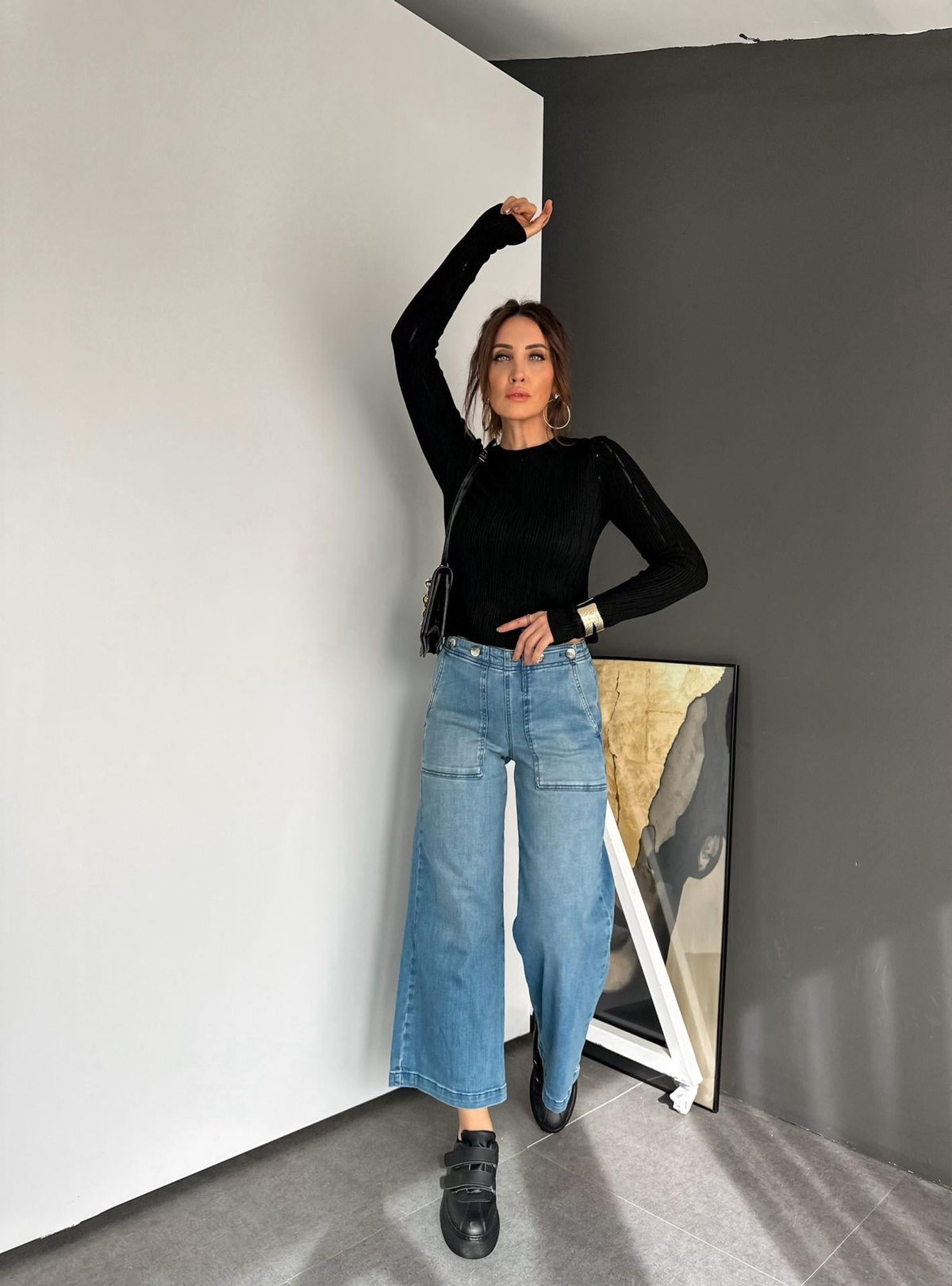 Mavi Beli Düğmeli Ön Cepli Jean