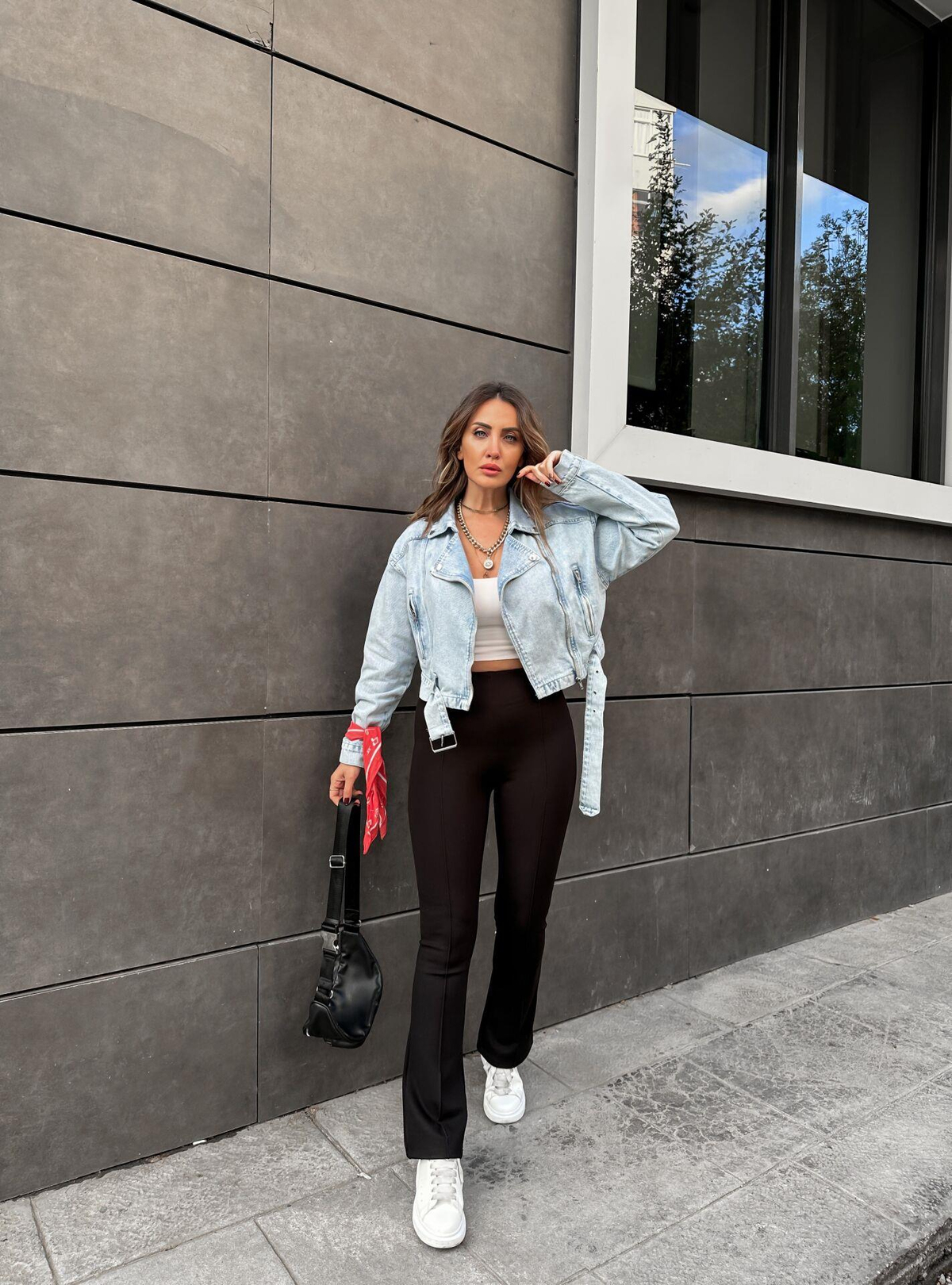 Mavi Kemerli Crop Kot Ceket