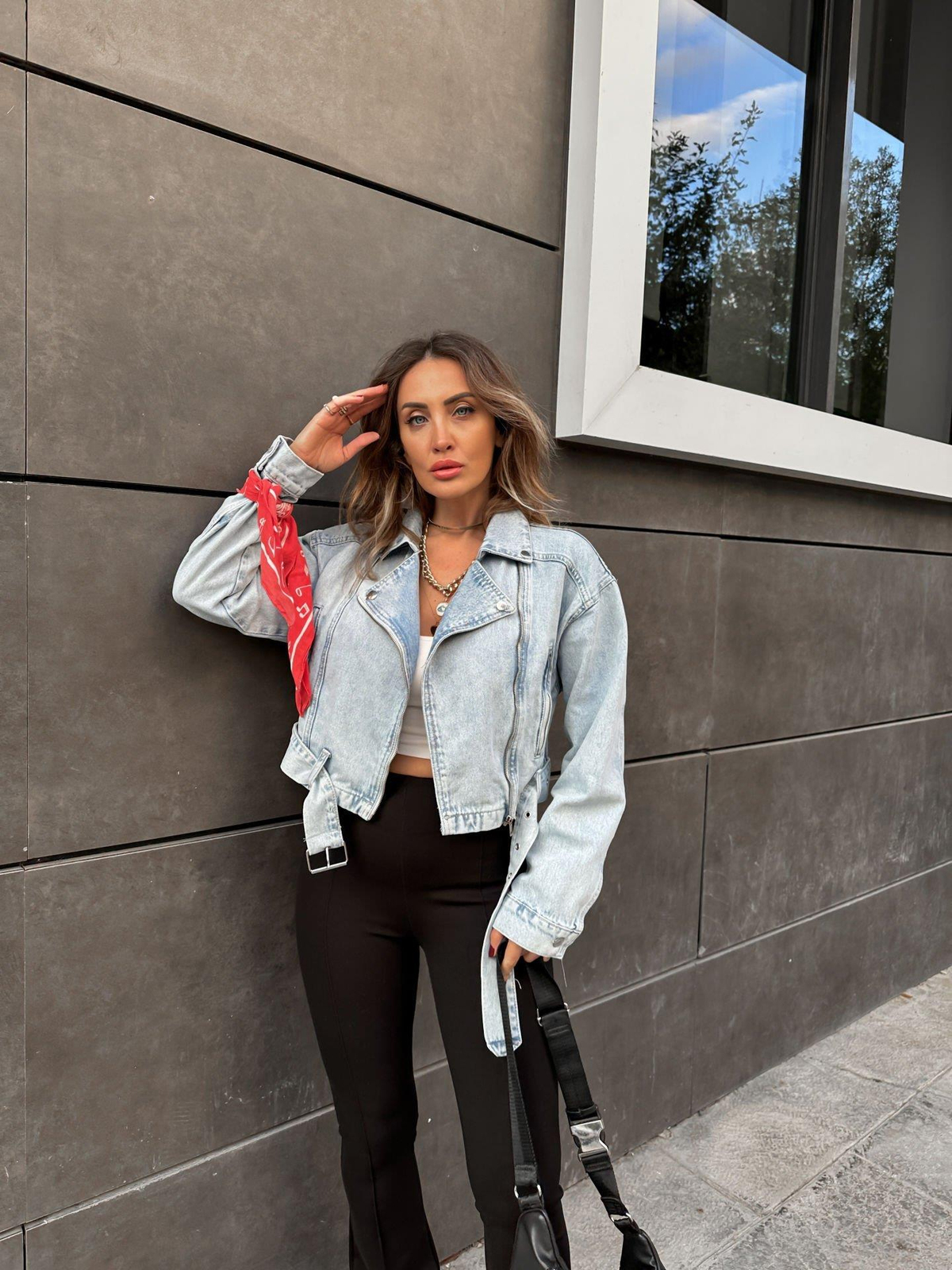Mavi Kemerli Crop Kot Ceket