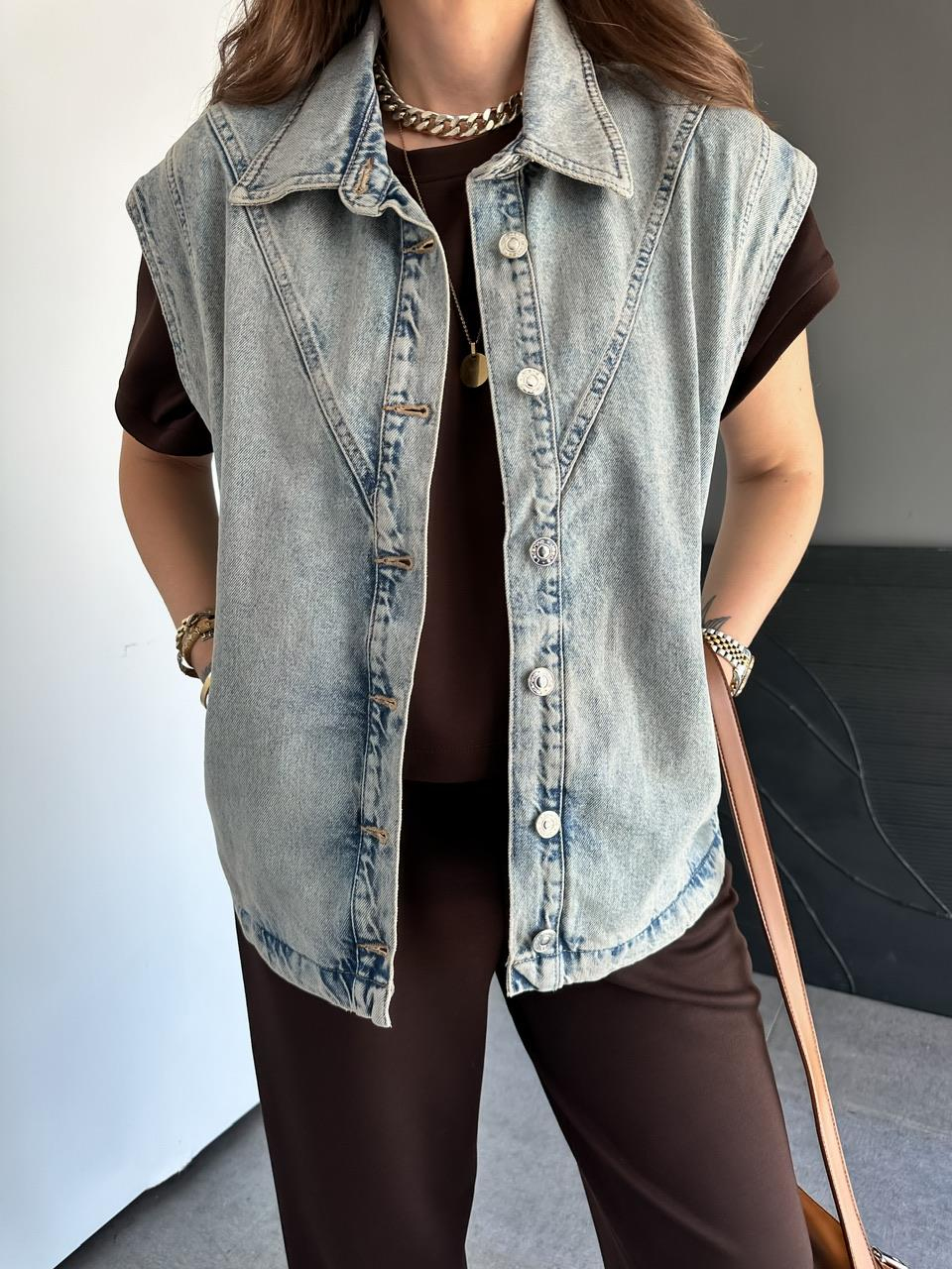 Mavi Omuz Detaylı Denim Yelek