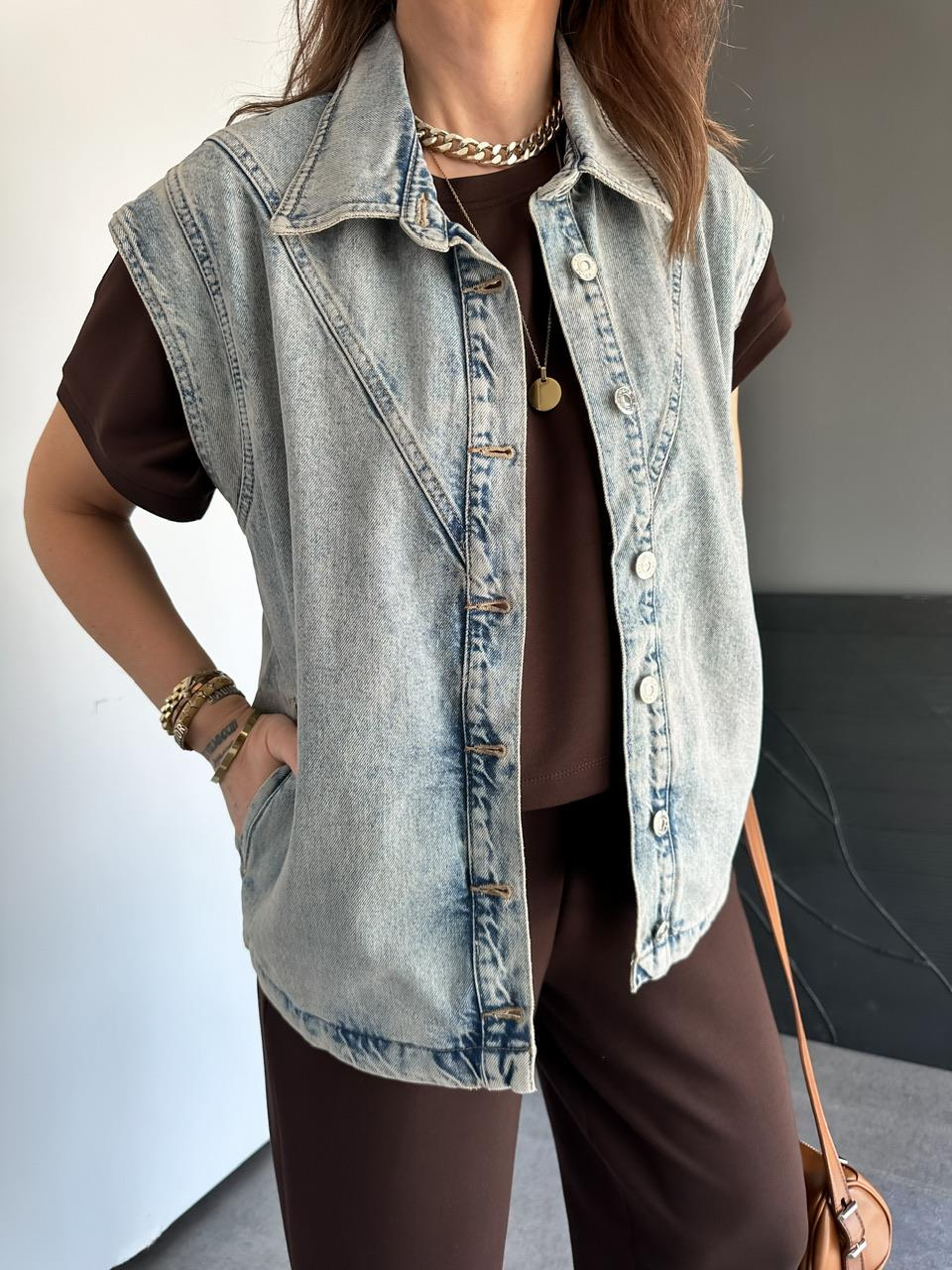 Mavi Omuz Detaylı Denim Yelek