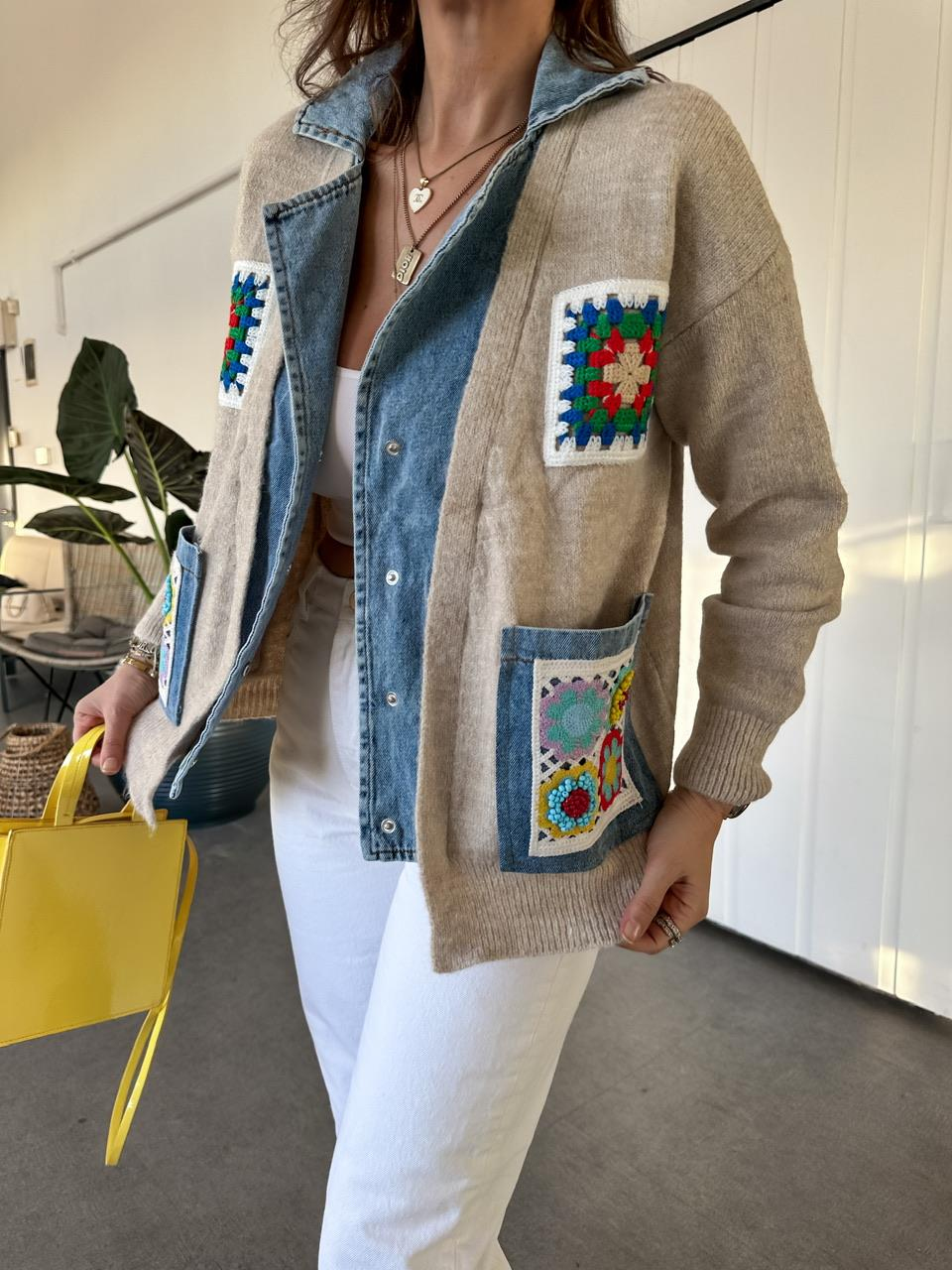 Mavi Patchwork Nakışlı Kot Detaylı Hırka